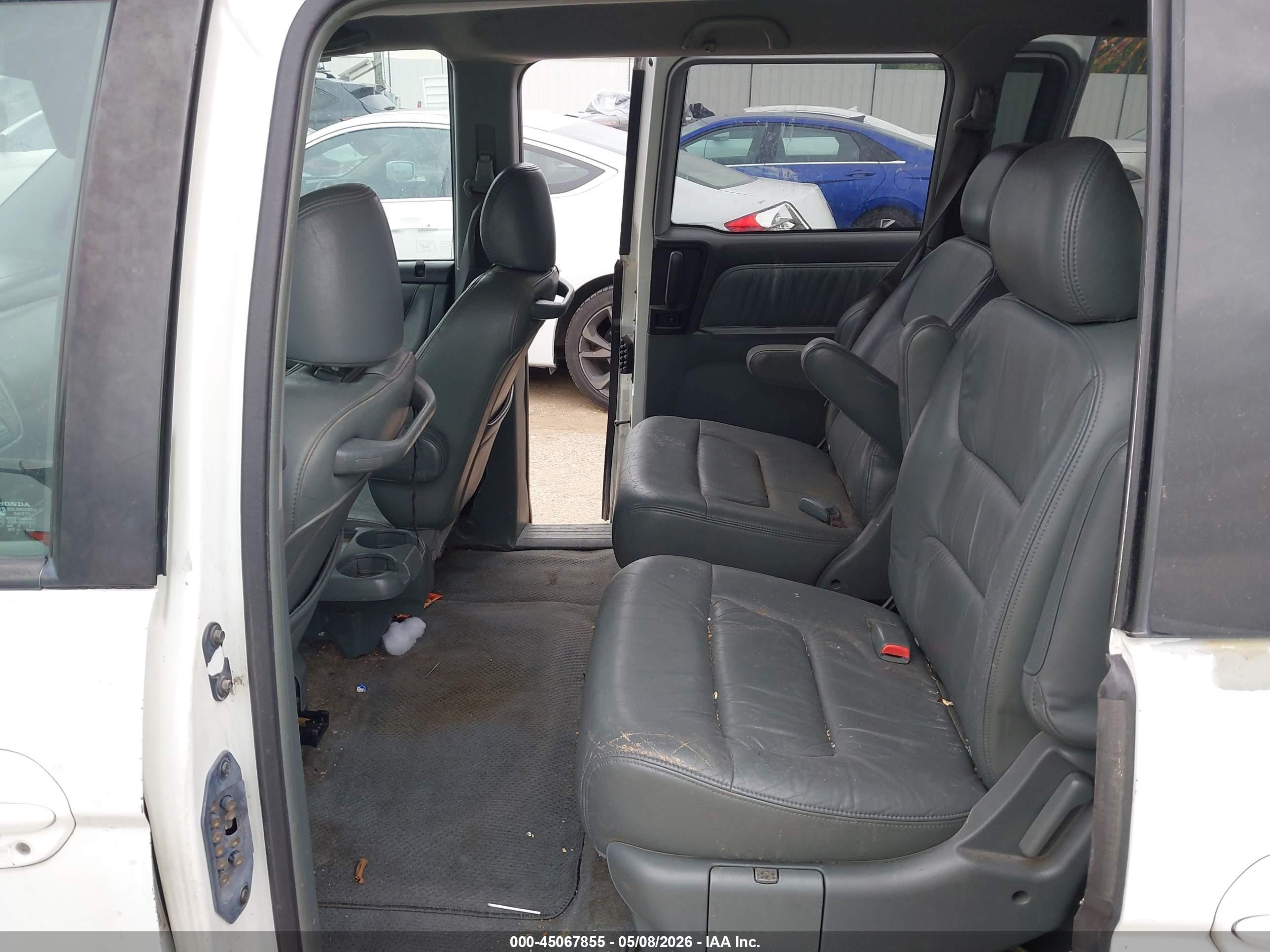 2003 Honda Odyssey Ex-l White vin: 5FNRL180X3B086769