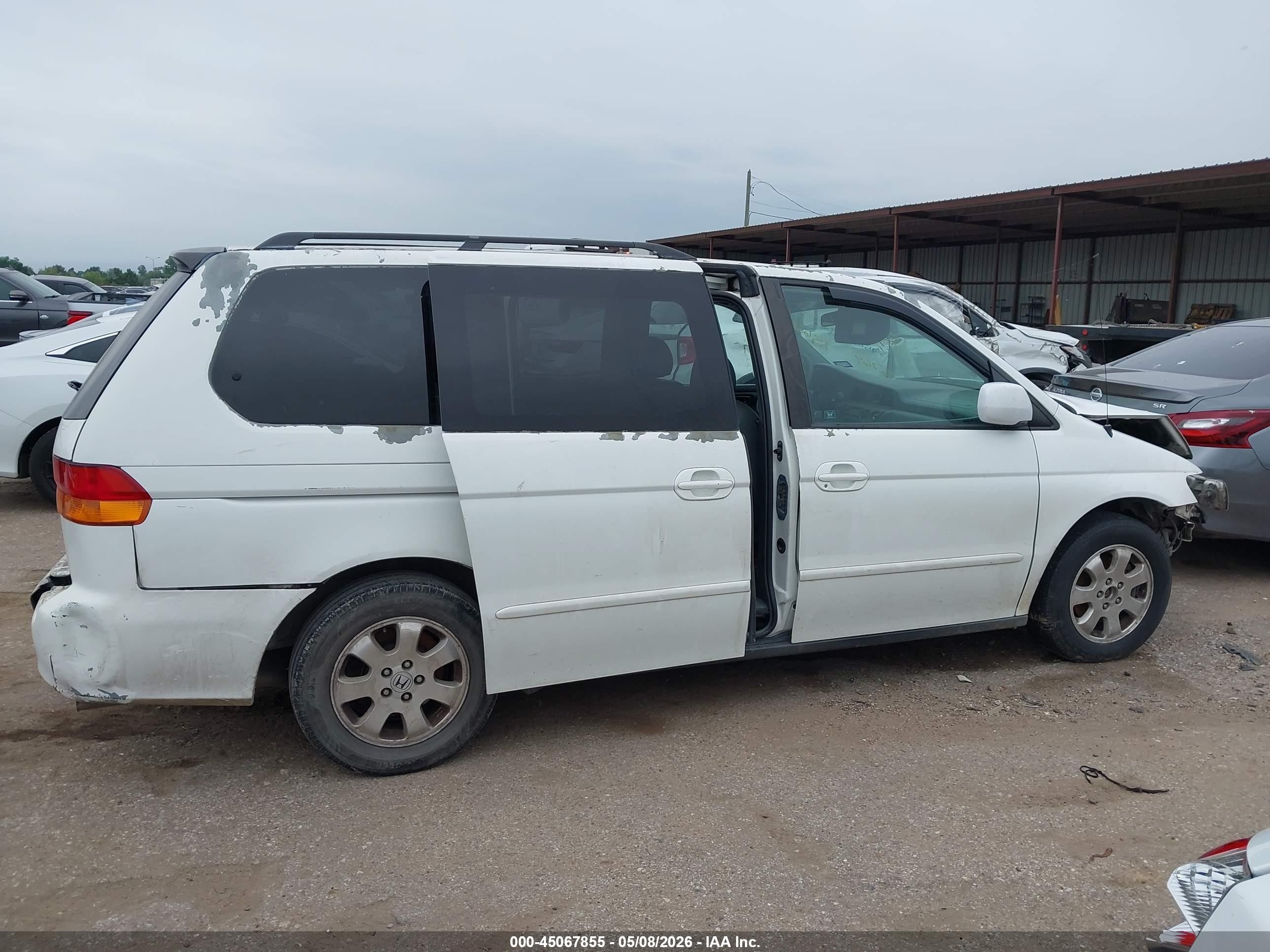 2003 Honda Odyssey Ex-l White vin: 5FNRL180X3B086769