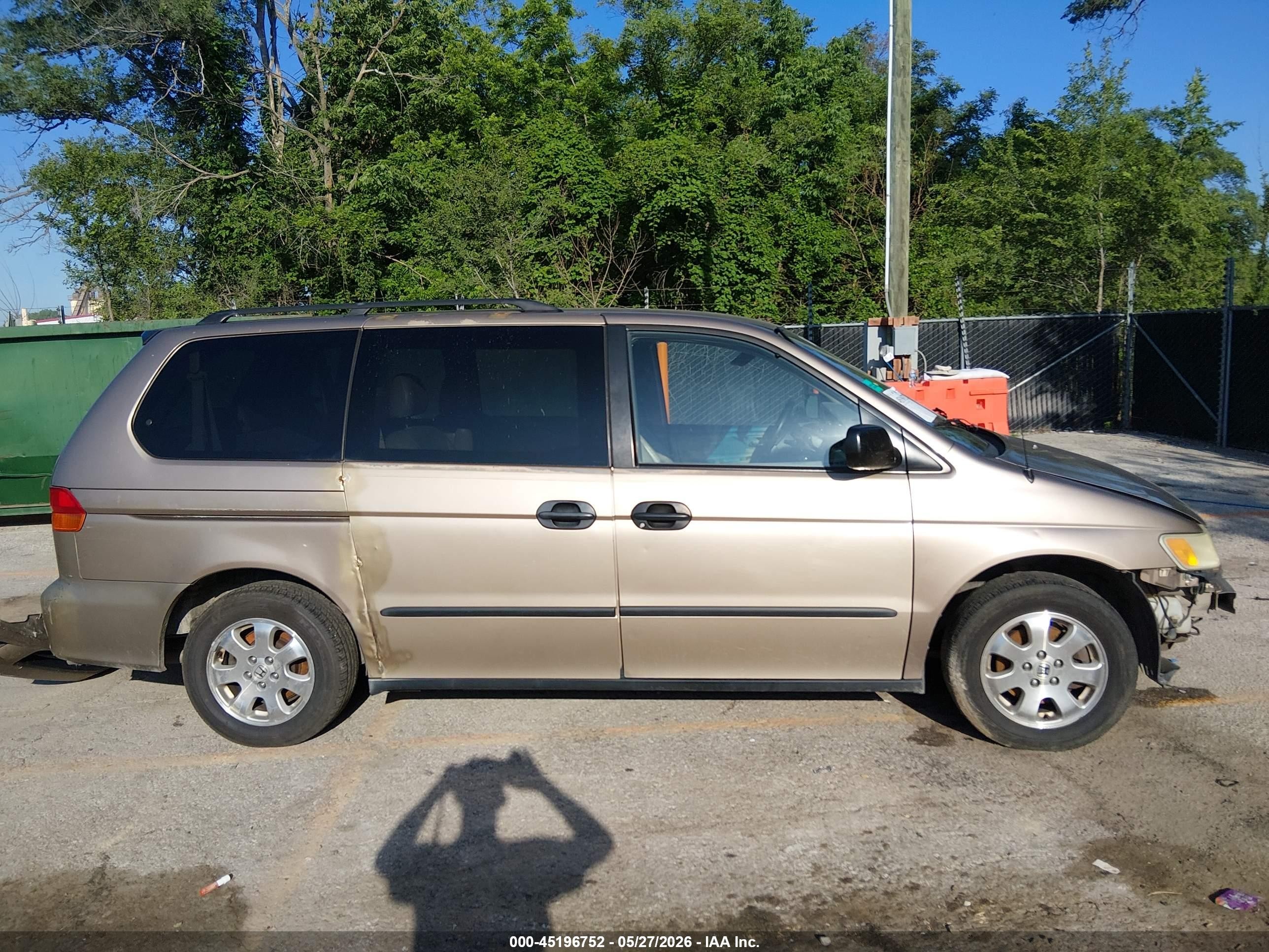 2003 Honda Odyssey Ex-l Gold vin: 5FNRL180X3B130737