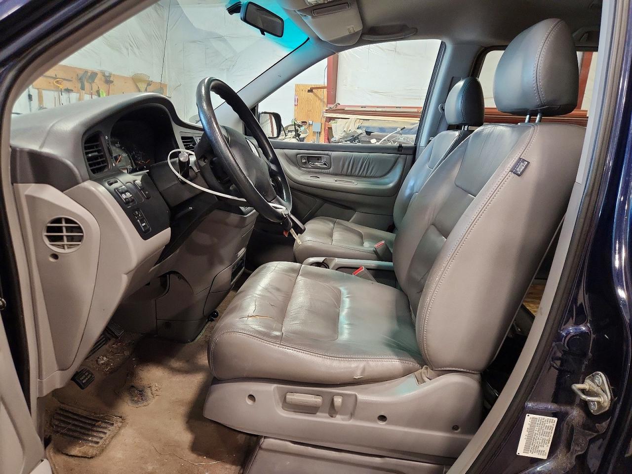 2004 Honda Odyssey Exl Blue vin: 5FNRL180X4B104933