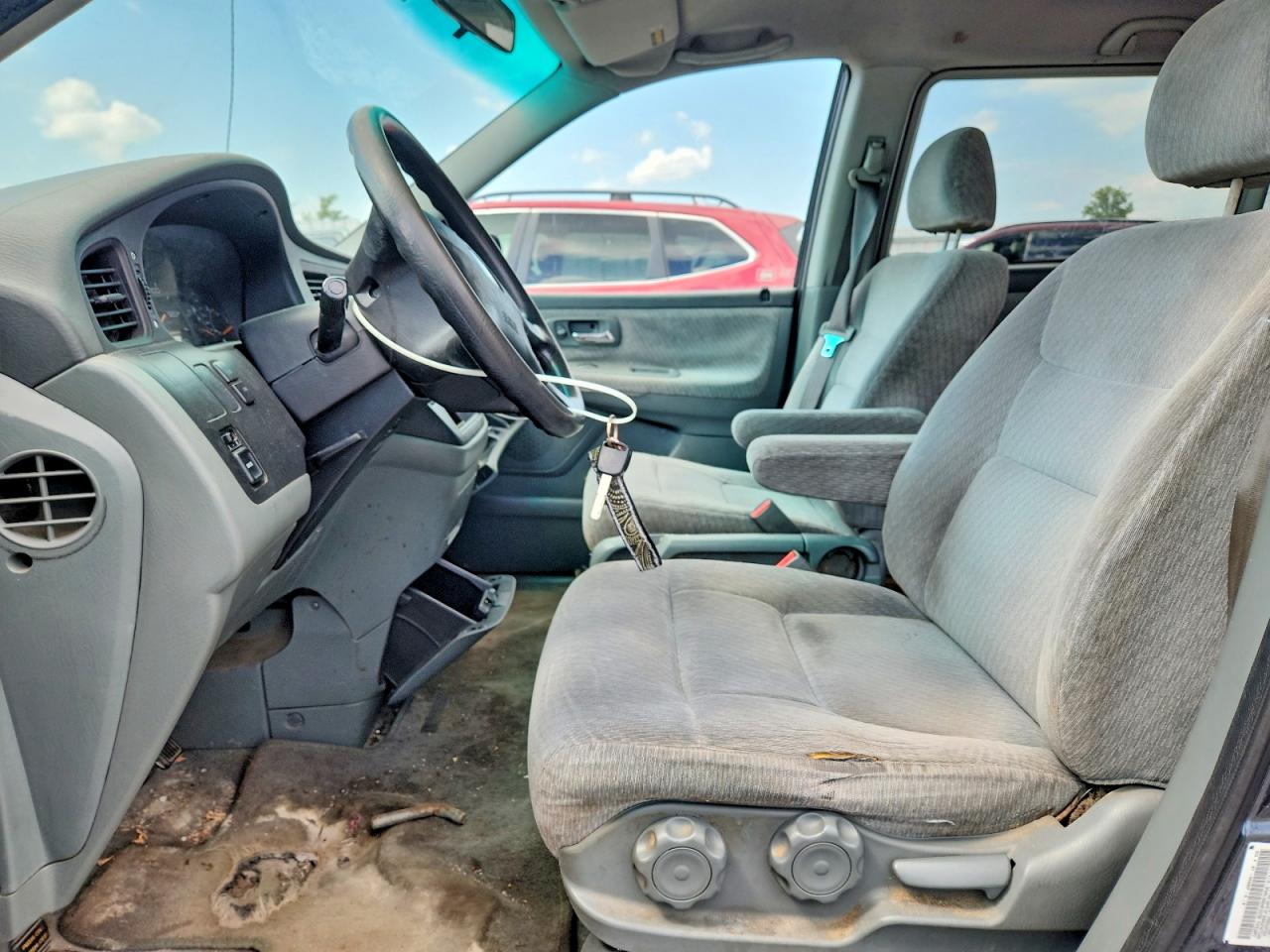 2004 Honda Odyssey Lx Gray vin: 5FNRL18504B122756
