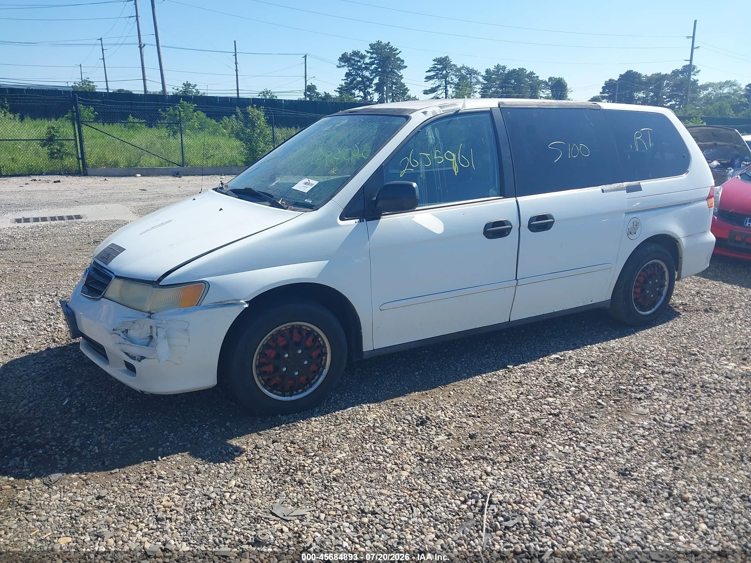 2004 Honda Odyssey Lx White vin: 5FNRL18564B105413