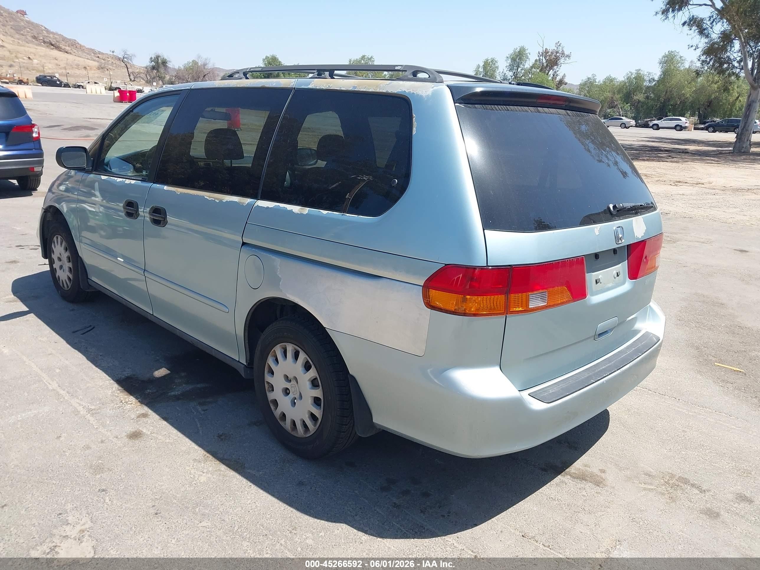 2003 Honda Odyssey Lx Silver vin: 5FNRL18593B090338