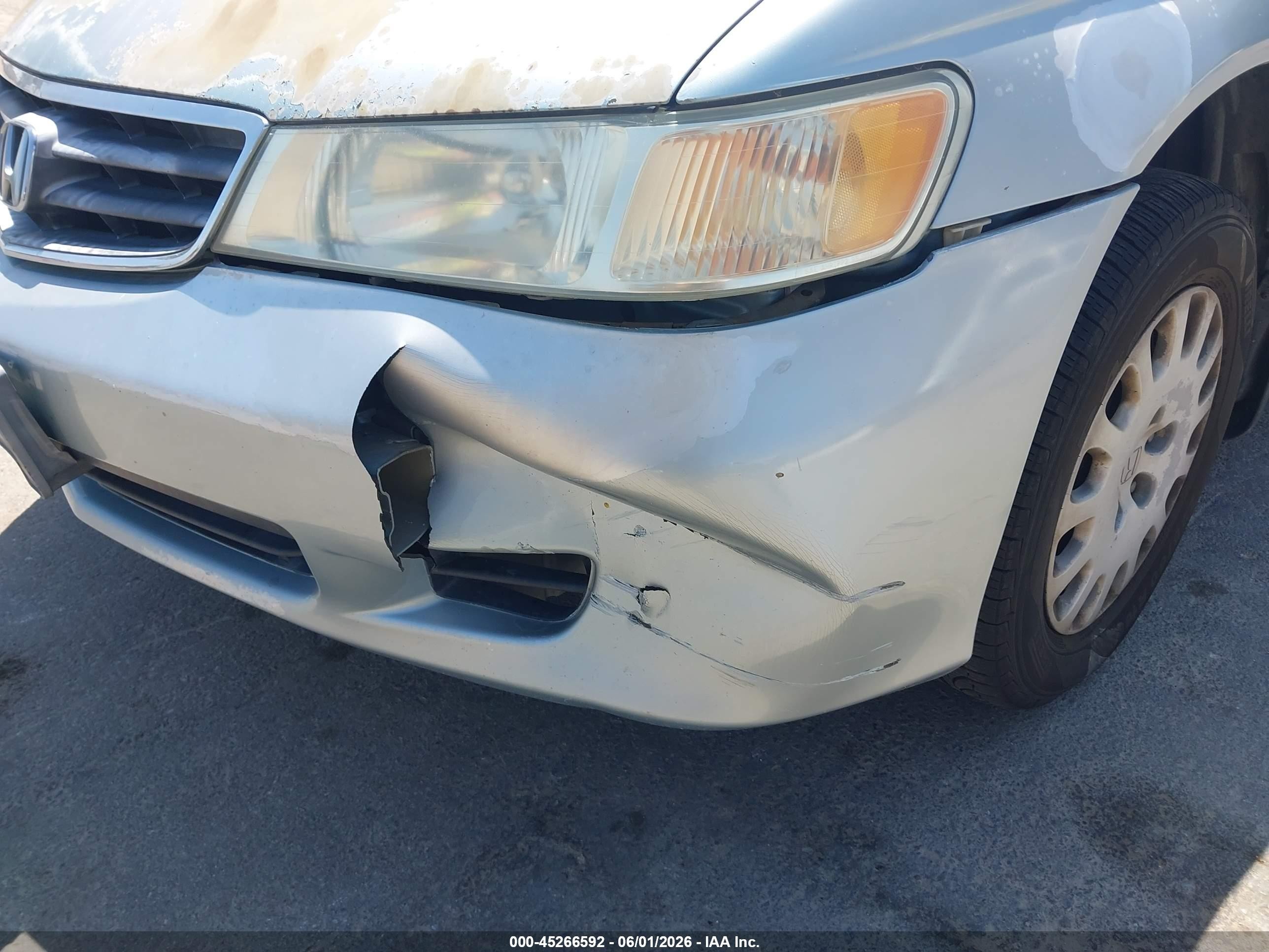 2003 Honda Odyssey Lx Silver vin: 5FNRL18593B090338