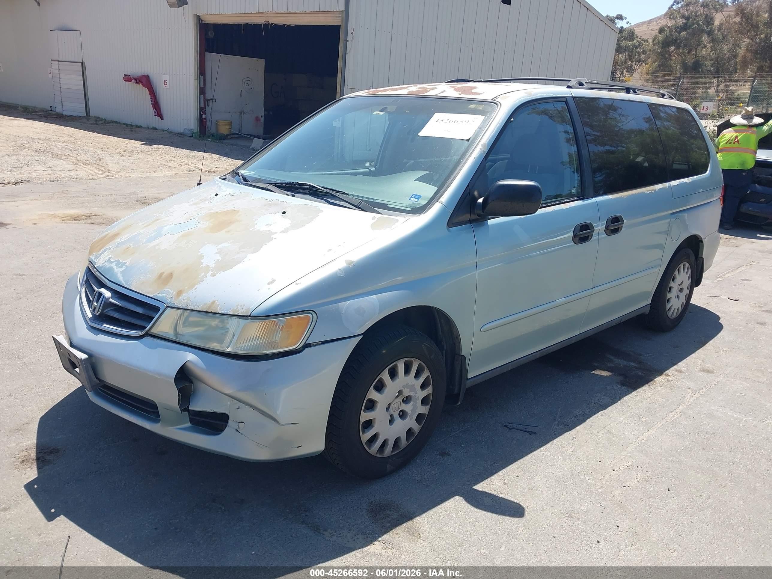 2003 Honda Odyssey Lx Silver vin: 5FNRL18593B090338