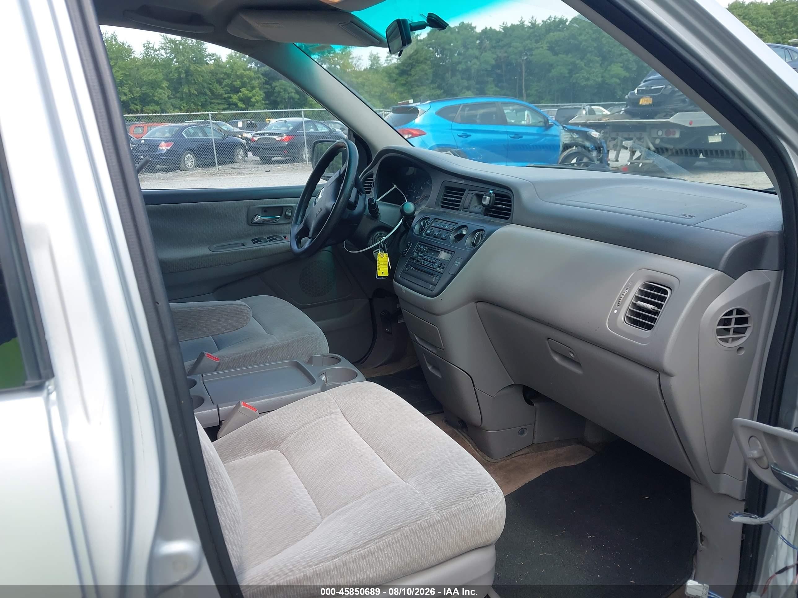 2004 Honda Odyssey Lx Серебряный vin: 5FNRL185X4B140200
