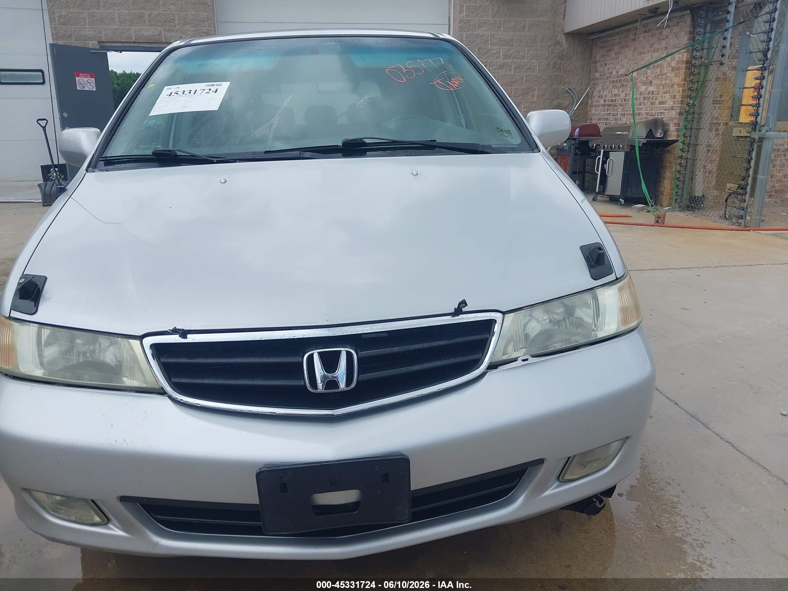 2002 Honda Odyssey Ex Silver vin: 5FNRL18612B035177