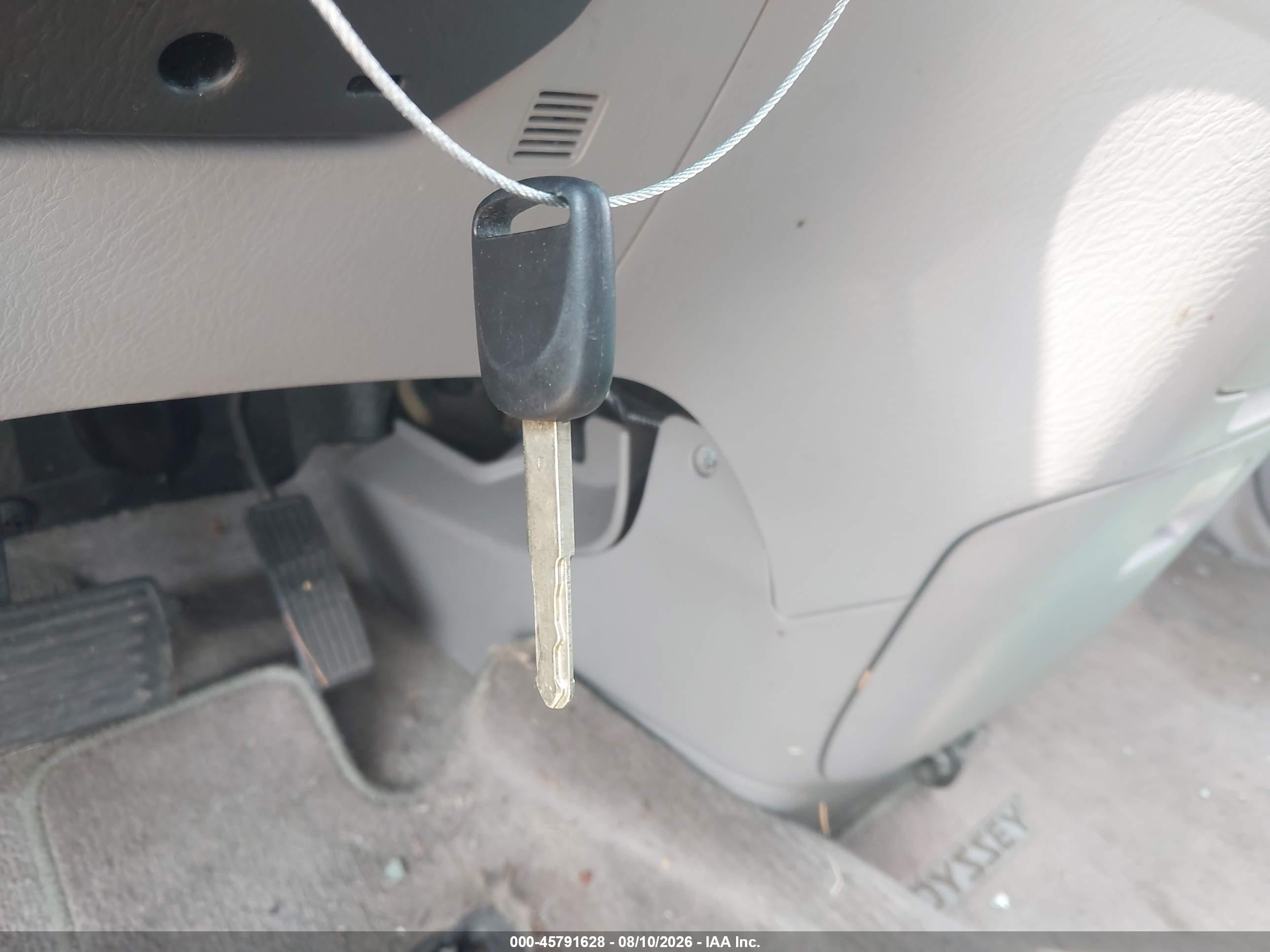 2003 Honda Odyssey Ex Silver vin: 5FNRL18613B013990