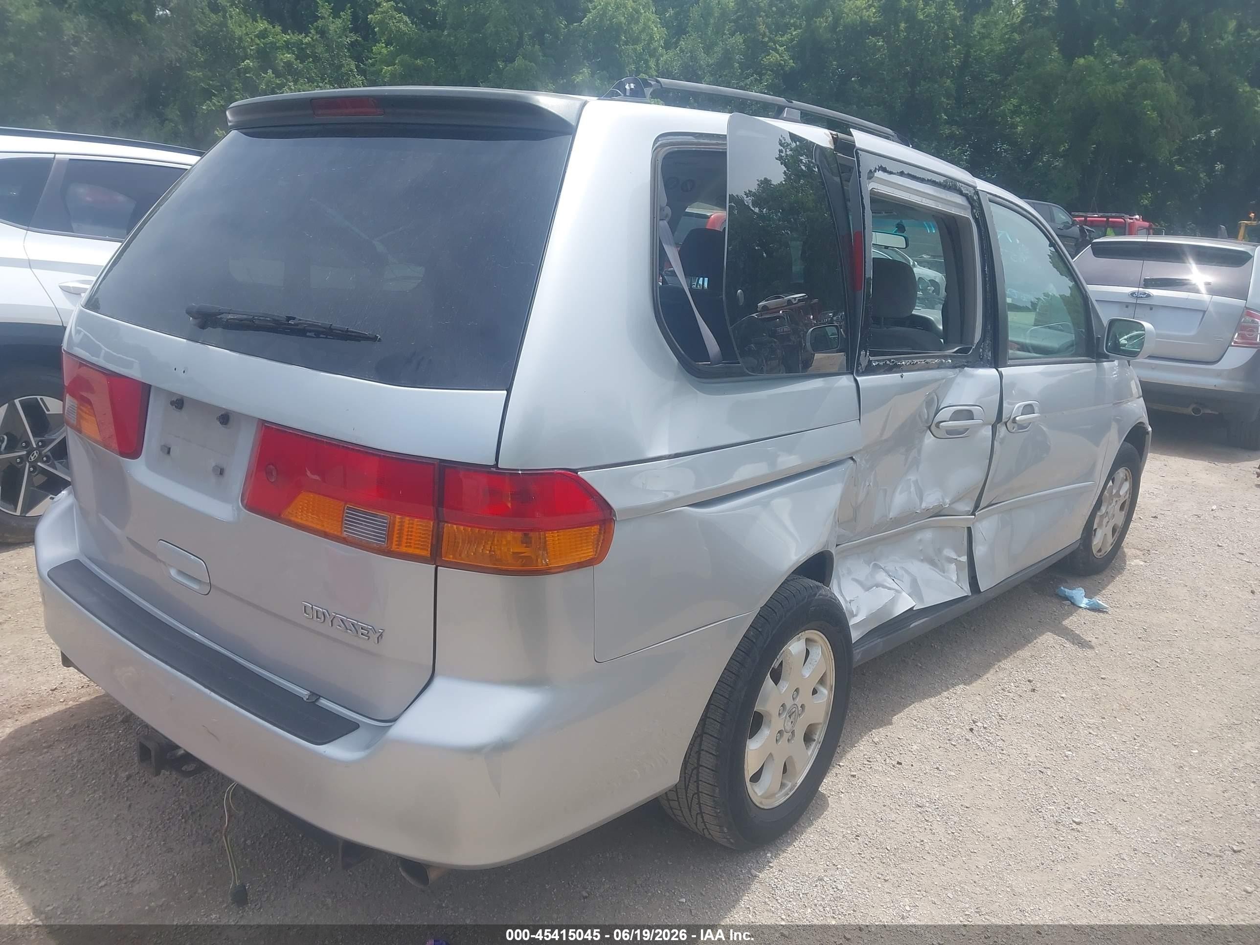 2003 Honda Odyssey Ex Silver vin: 5FNRL18613B074160