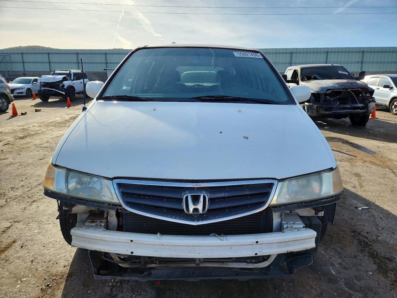 2003 Honda Odyssey Ex White vin: 5FNRL18613B082162