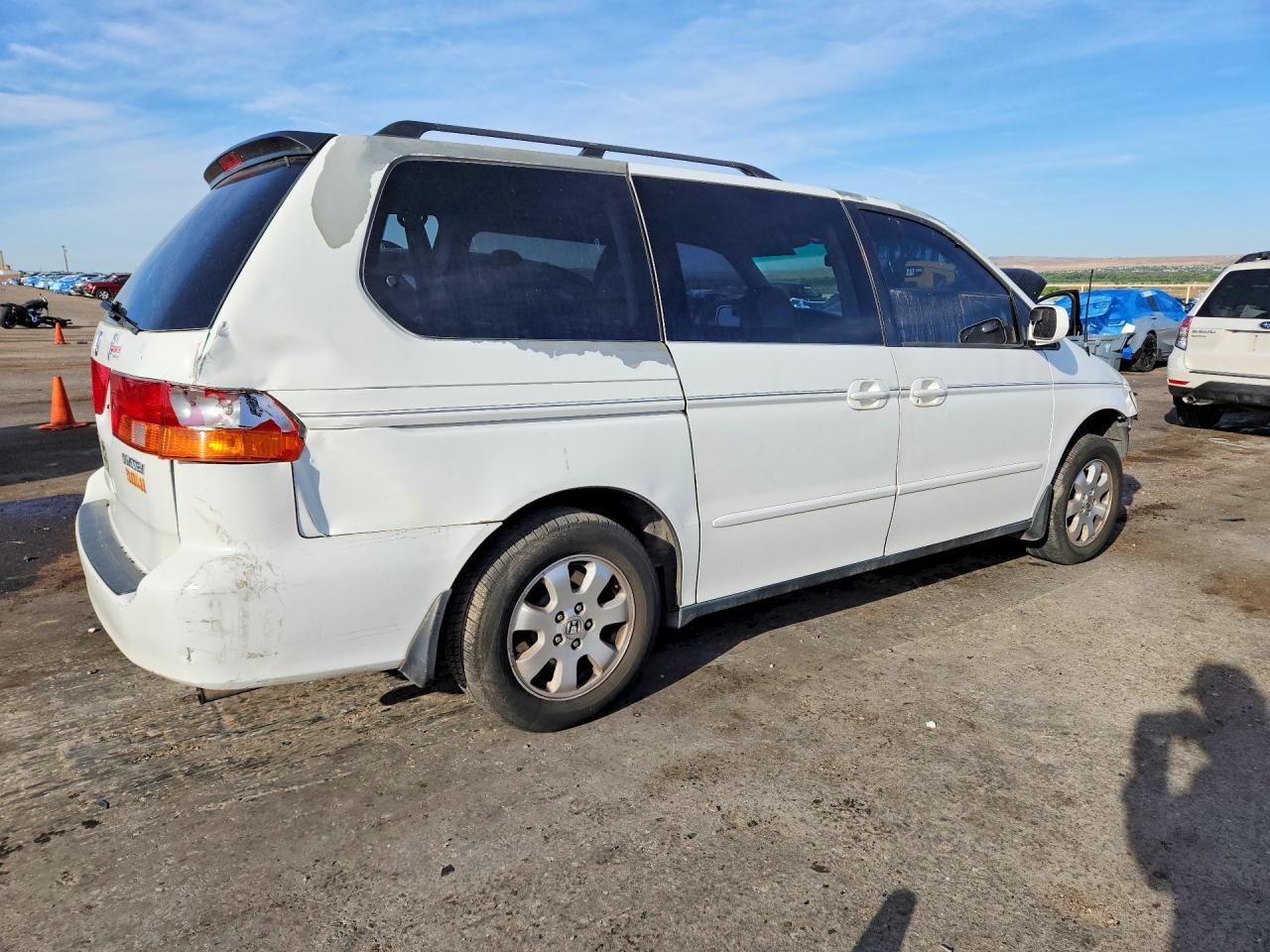 2003 Honda Odyssey Ex White vin: 5FNRL18613B082162