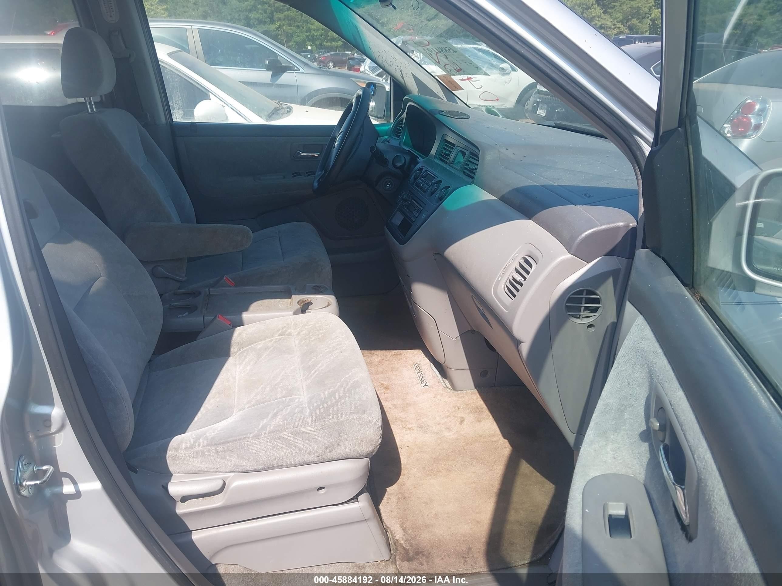 2004 Honda Odyssey Ex Silver vin: 5FNRL18614B045209
