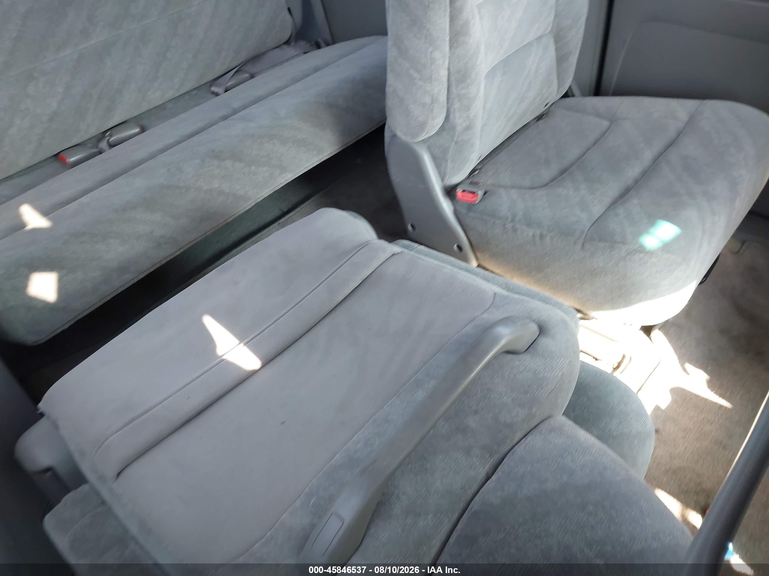 2004 Honda Odyssey Ex Blue vin: 5FNRL18614B048448