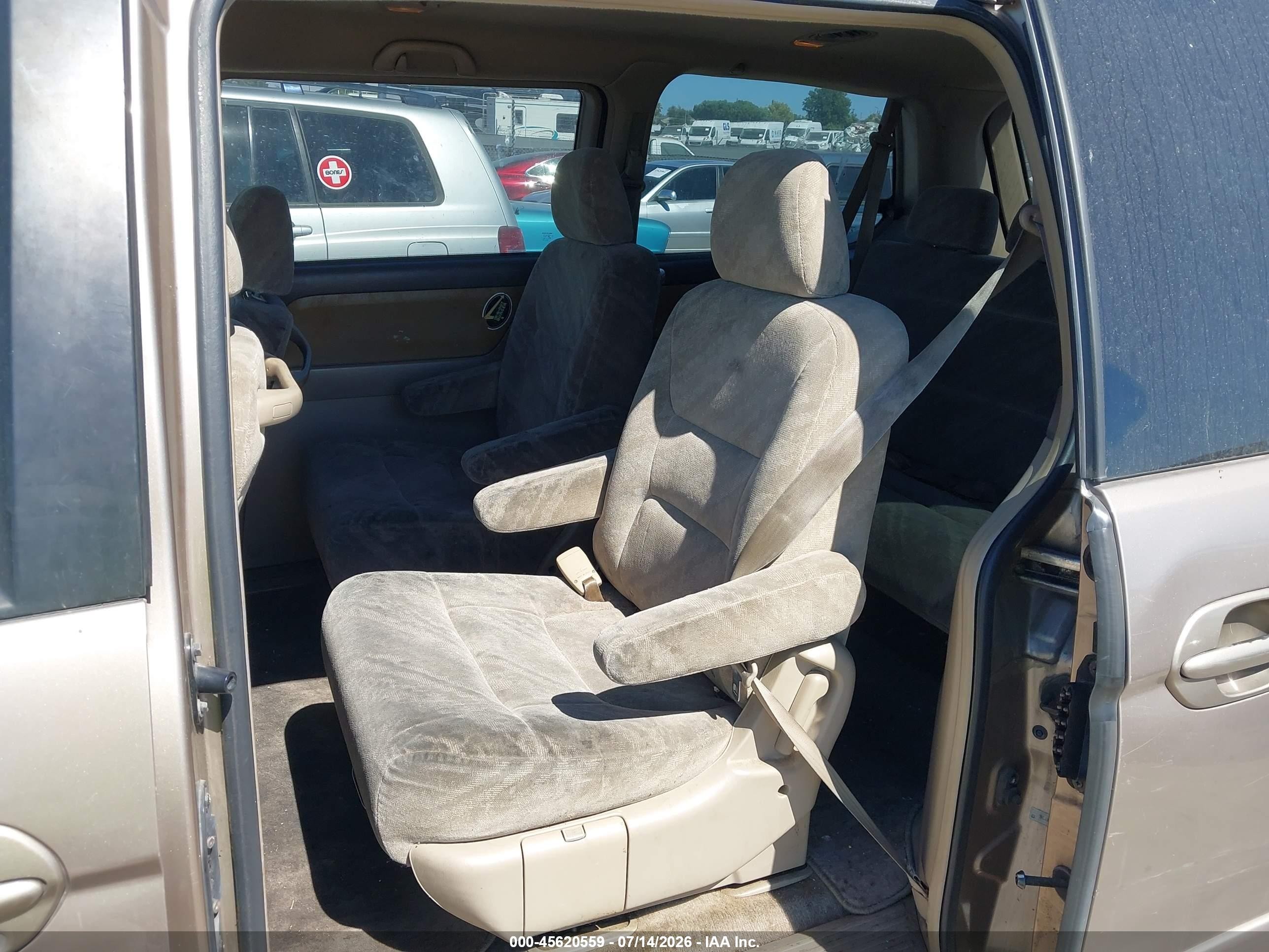 2004 Honda Odyssey Ex Gold vin: 5FNRL18614B130194