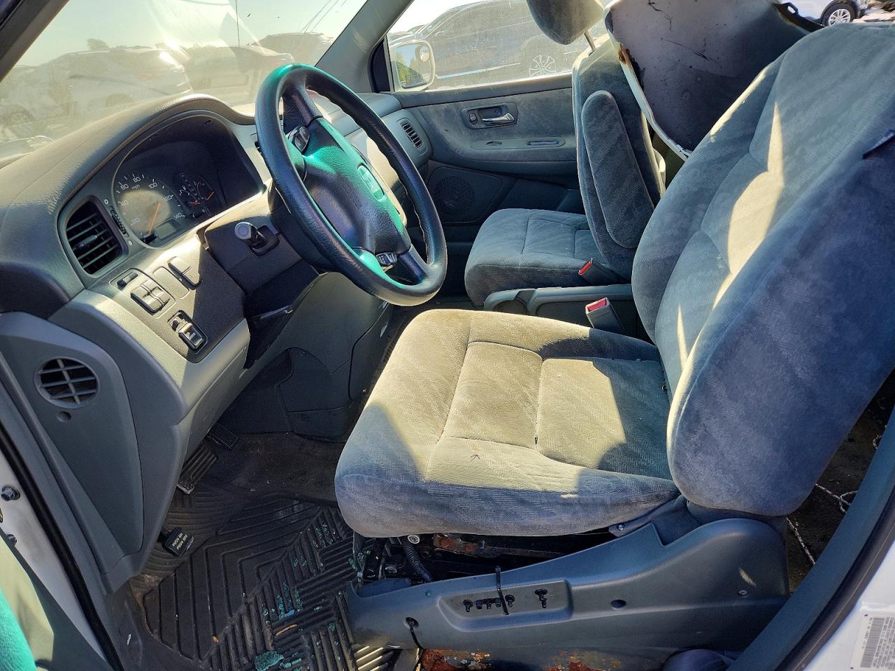 2004 Honda Odyssey Ex White vin: 5FNRL18624B108639