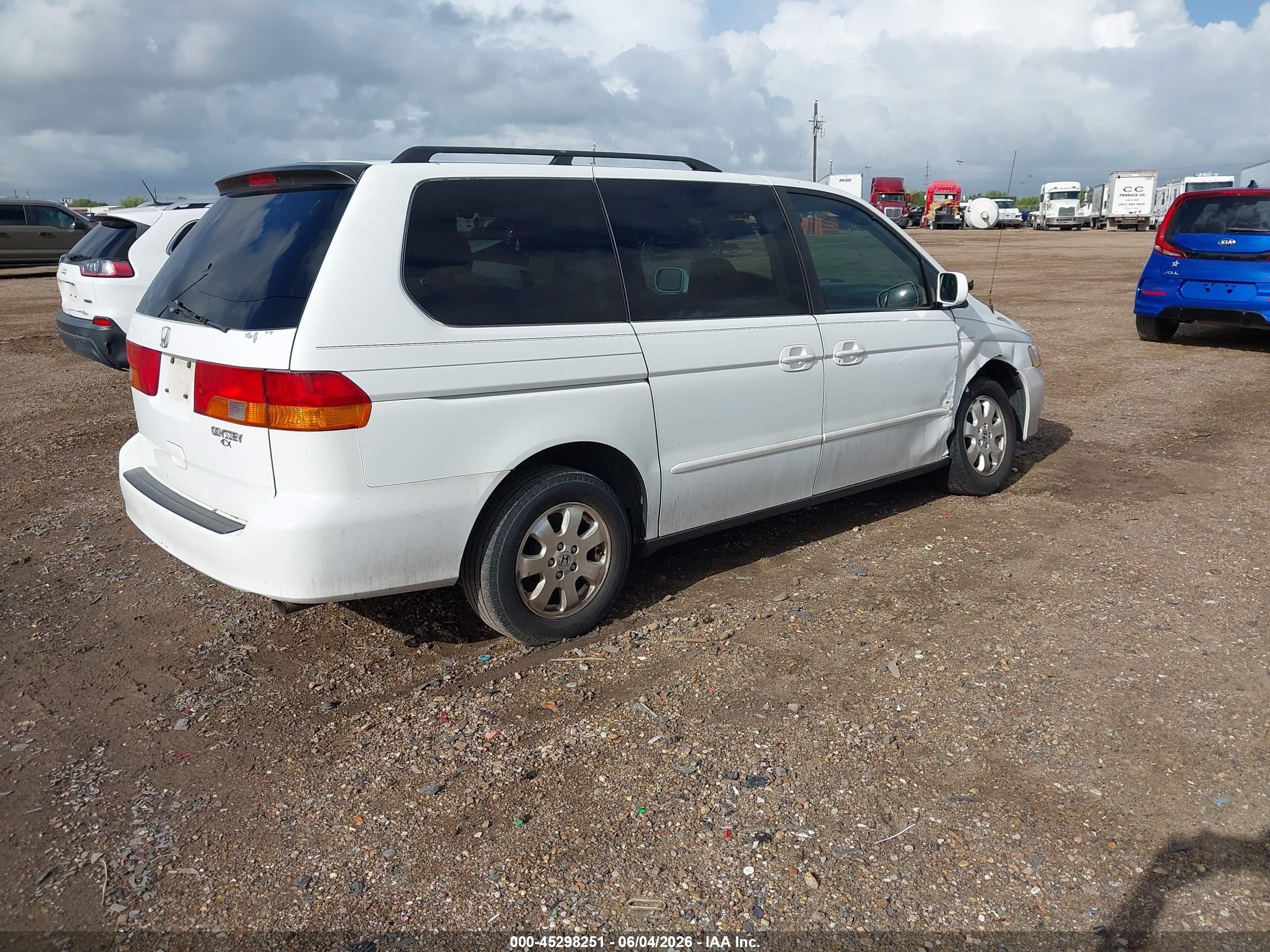 2002 Honda Odyssey Ex White vin: 5FNRL18632B010698