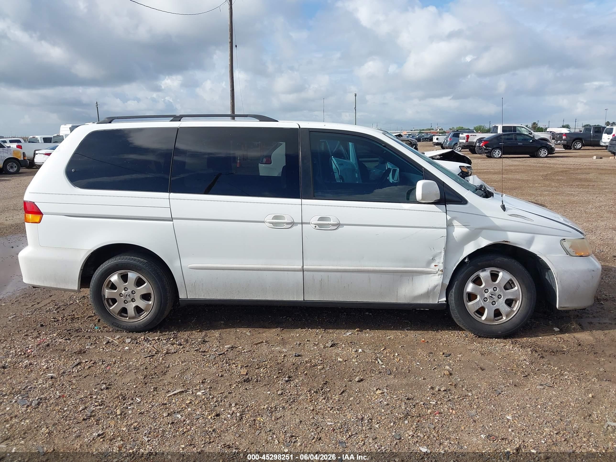 2002 Honda Odyssey Ex White vin: 5FNRL18632B010698