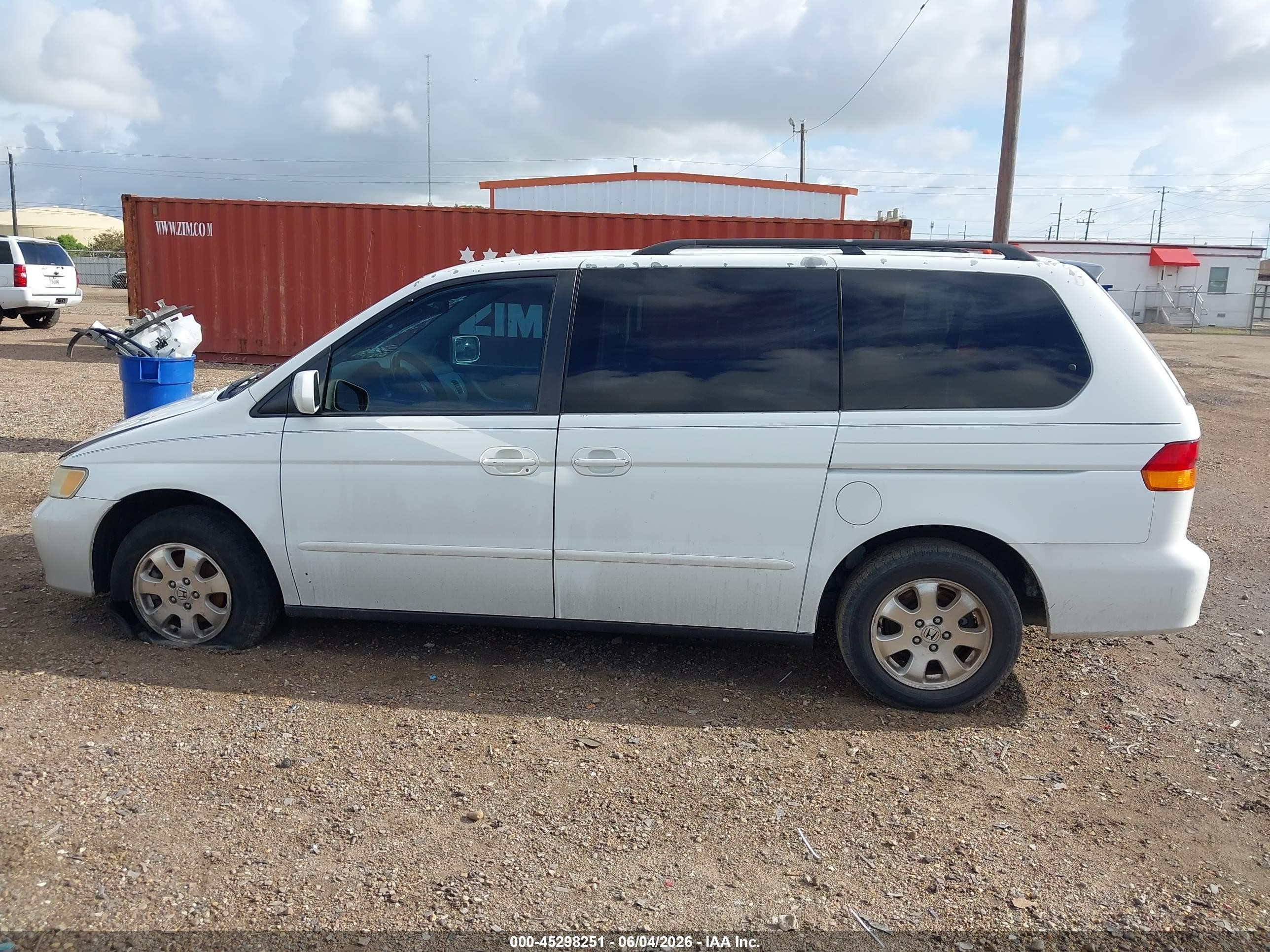 2002 Honda Odyssey Ex White vin: 5FNRL18632B010698