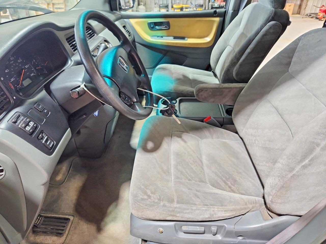 2004 Honda Odyssey Ex Blue vin: 5FNRL18634B041470