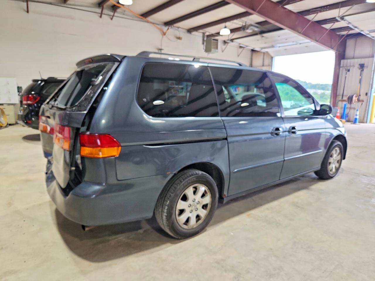 2004 Honda Odyssey Ex Blue vin: 5FNRL18634B041470