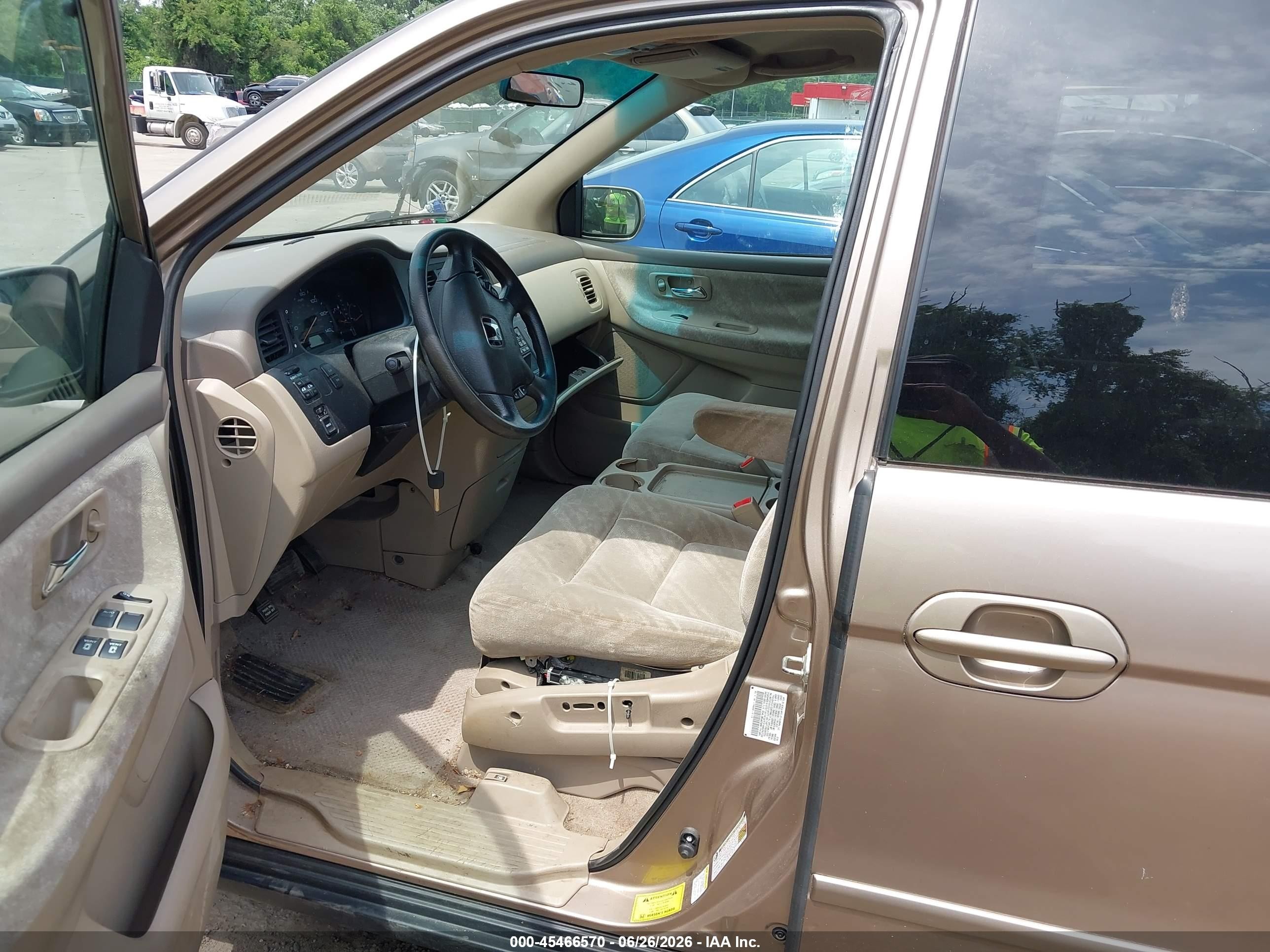 2004 Honda Odyssey Ex Gold vin: 5FNRL18634B079099