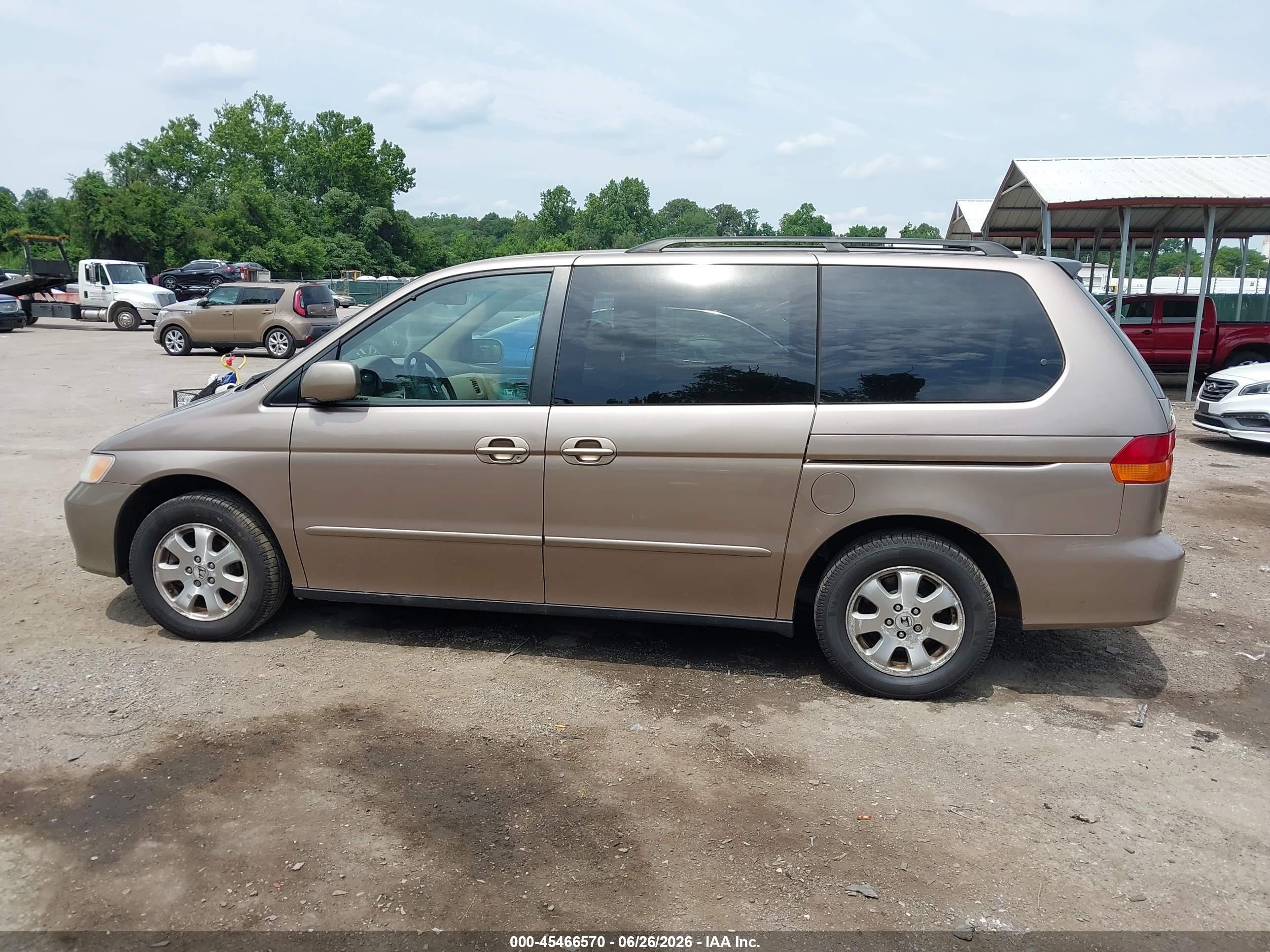 2004 Honda Odyssey Ex Gold vin: 5FNRL18634B079099