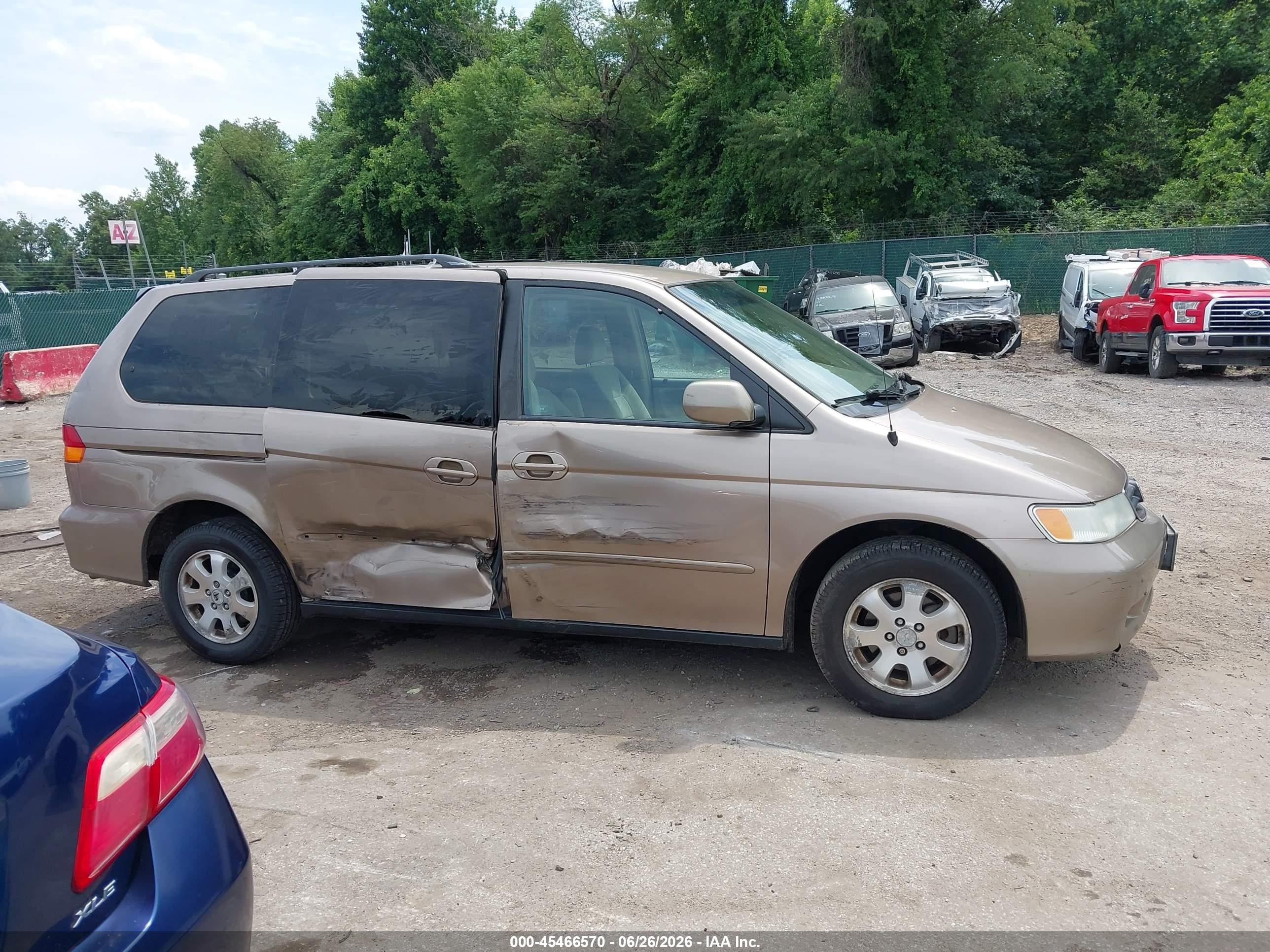 2004 Honda Odyssey Ex Gold vin: 5FNRL18634B079099