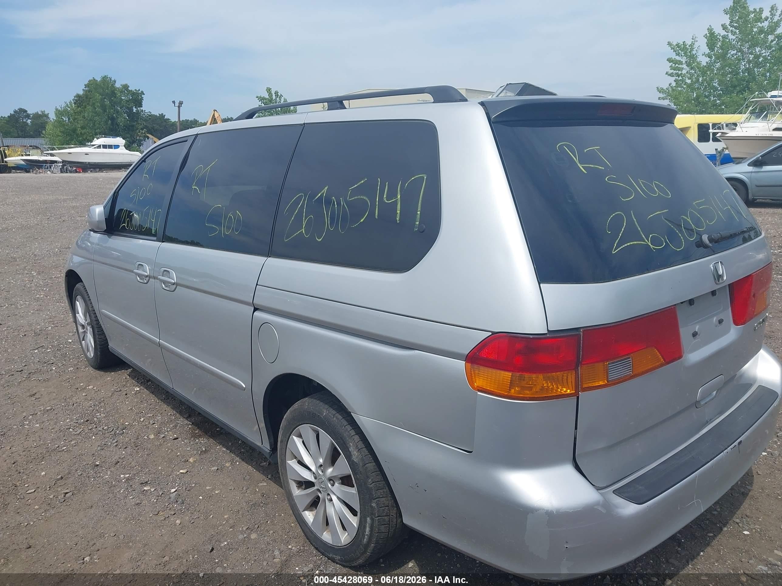 2002 Honda Odyssey Ex Silver vin: 5FNRL18642B046495
