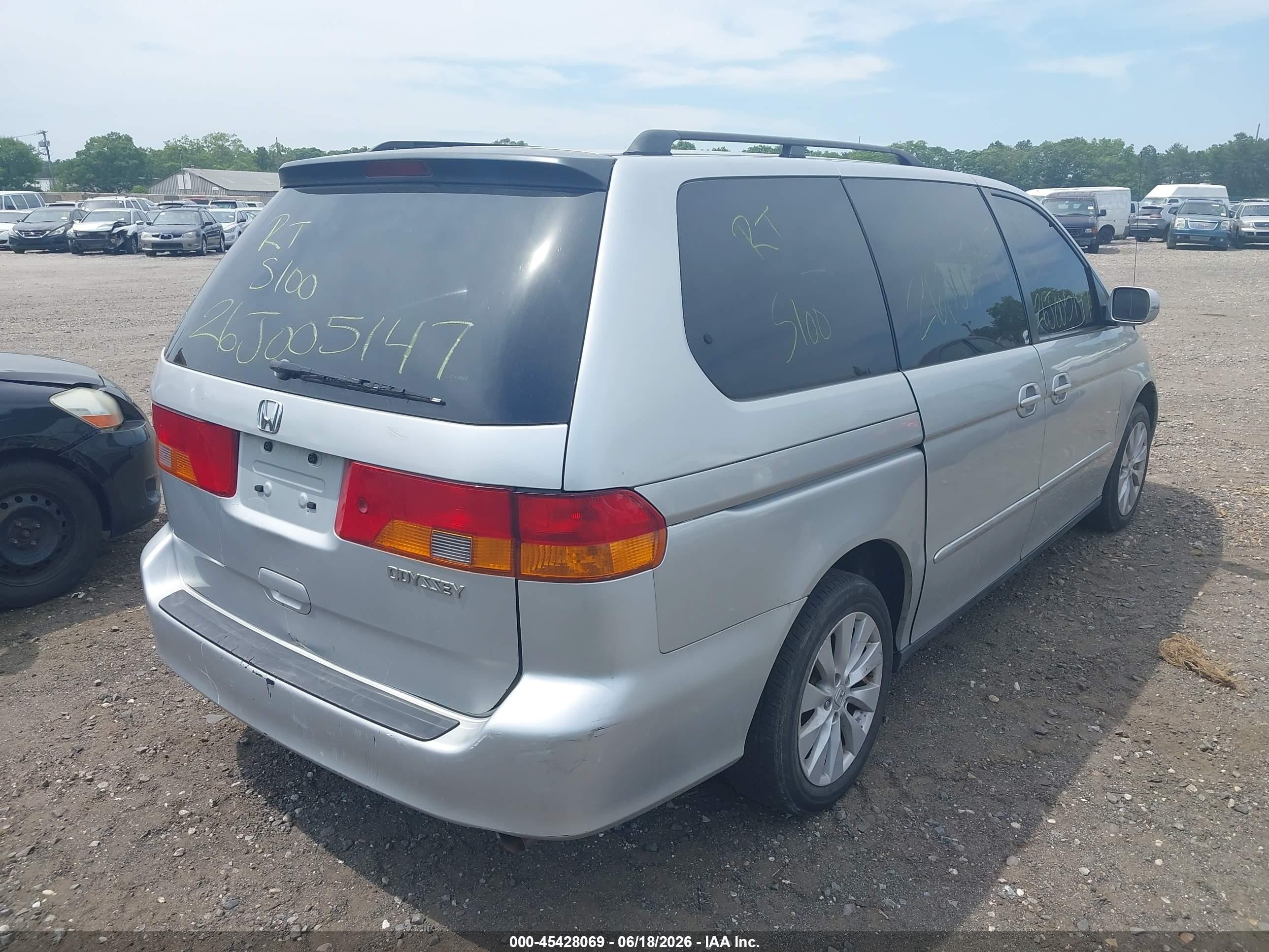 2002 Honda Odyssey Ex Silver vin: 5FNRL18642B046495