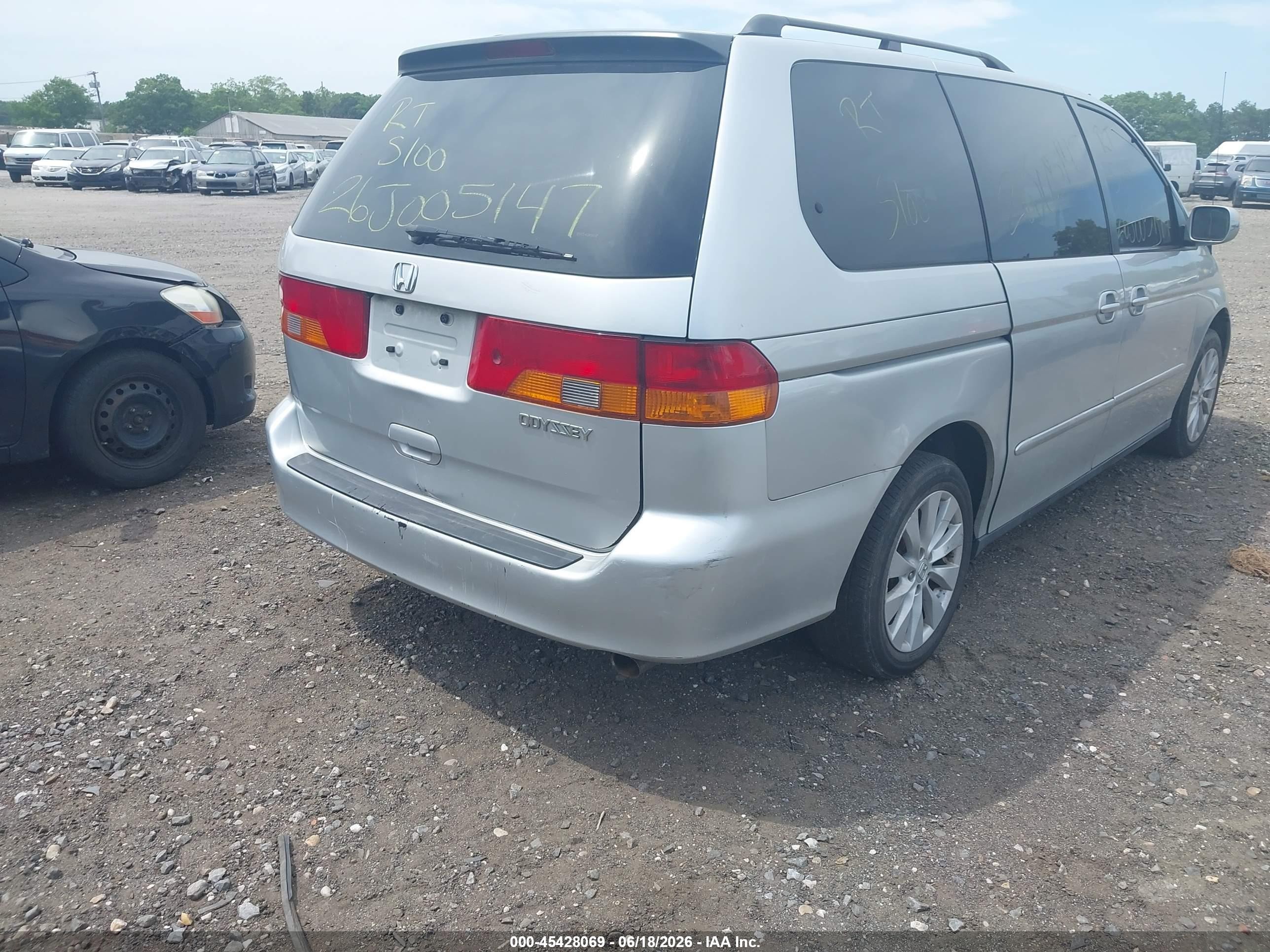 2002 Honda Odyssey Ex Silver vin: 5FNRL18642B046495