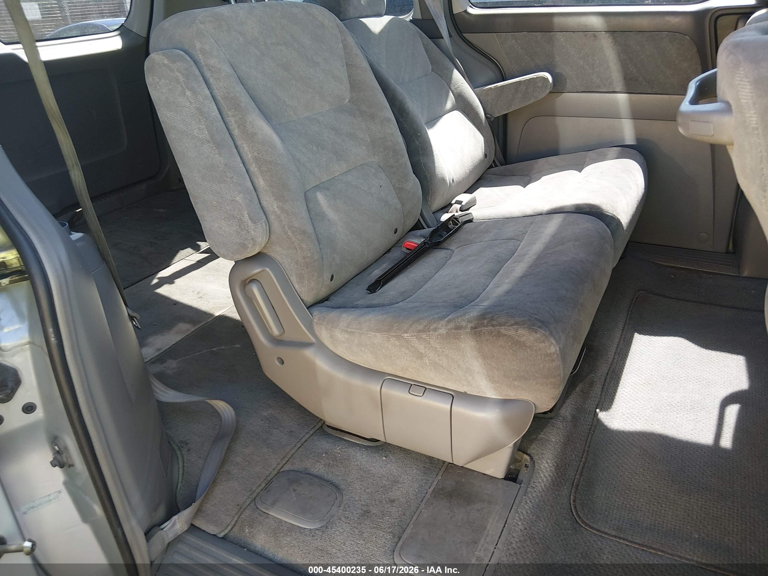2002 Honda Odyssey Ex Silver vin: 5FNRL18652B014560