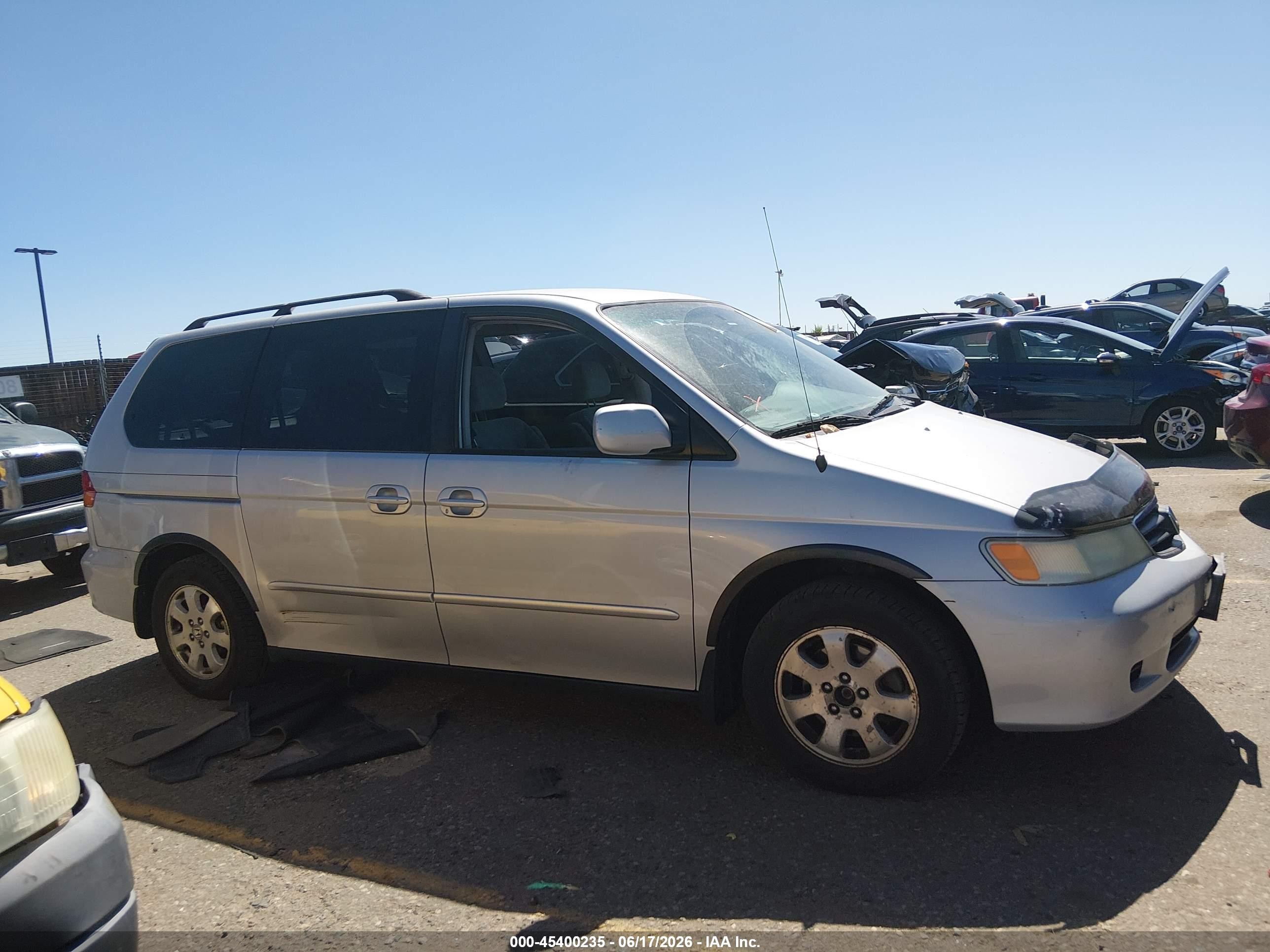 2002 Honda Odyssey Ex Silver vin: 5FNRL18652B014560