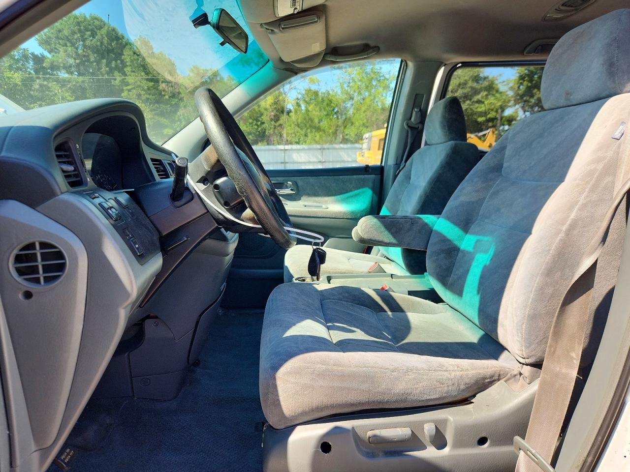 2003 Honda Odyssey Ex White vin: 5FNRL18653B097005