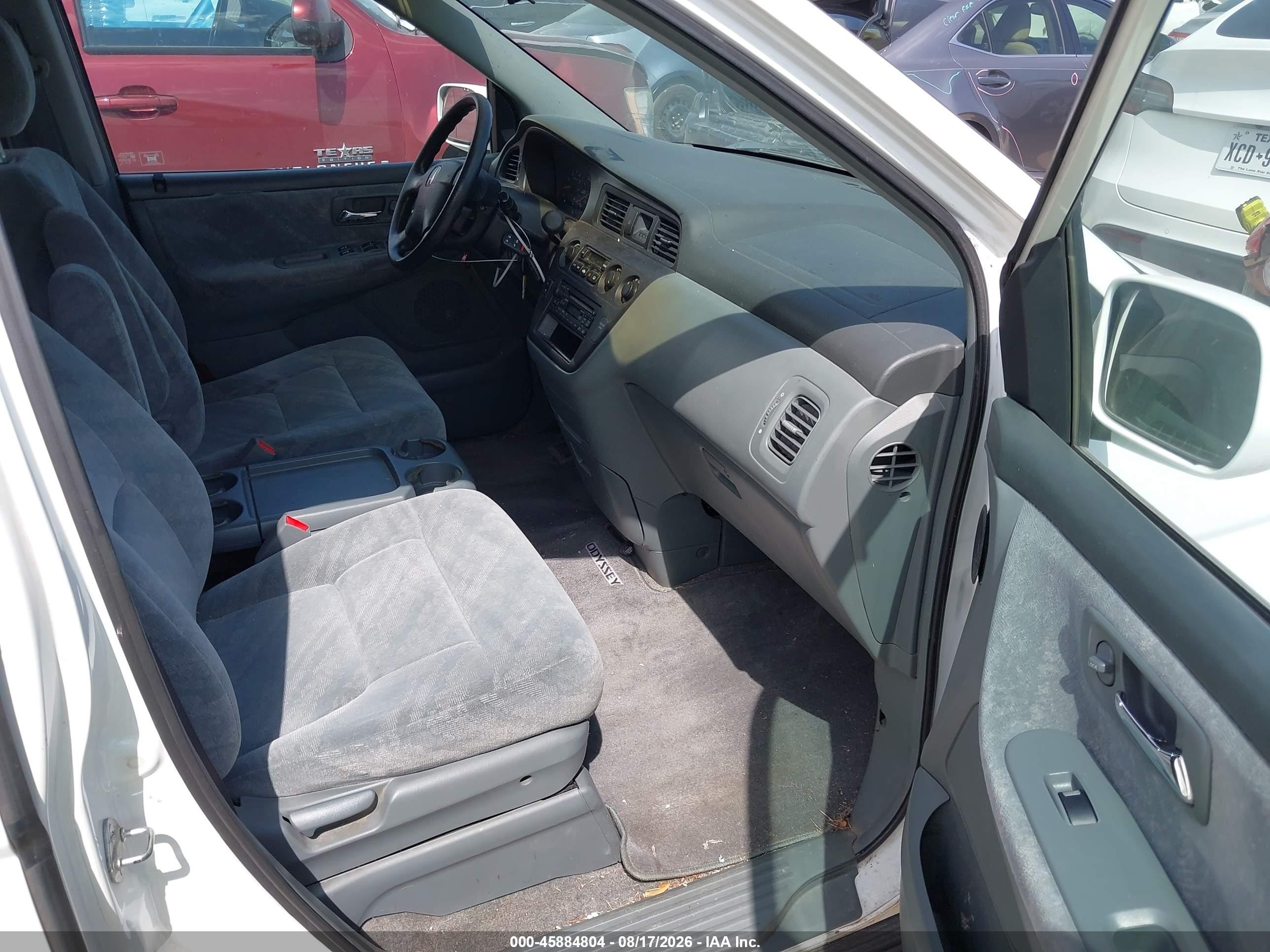2004 Honda Odyssey Ex White vin: 5FNRL18664B010827