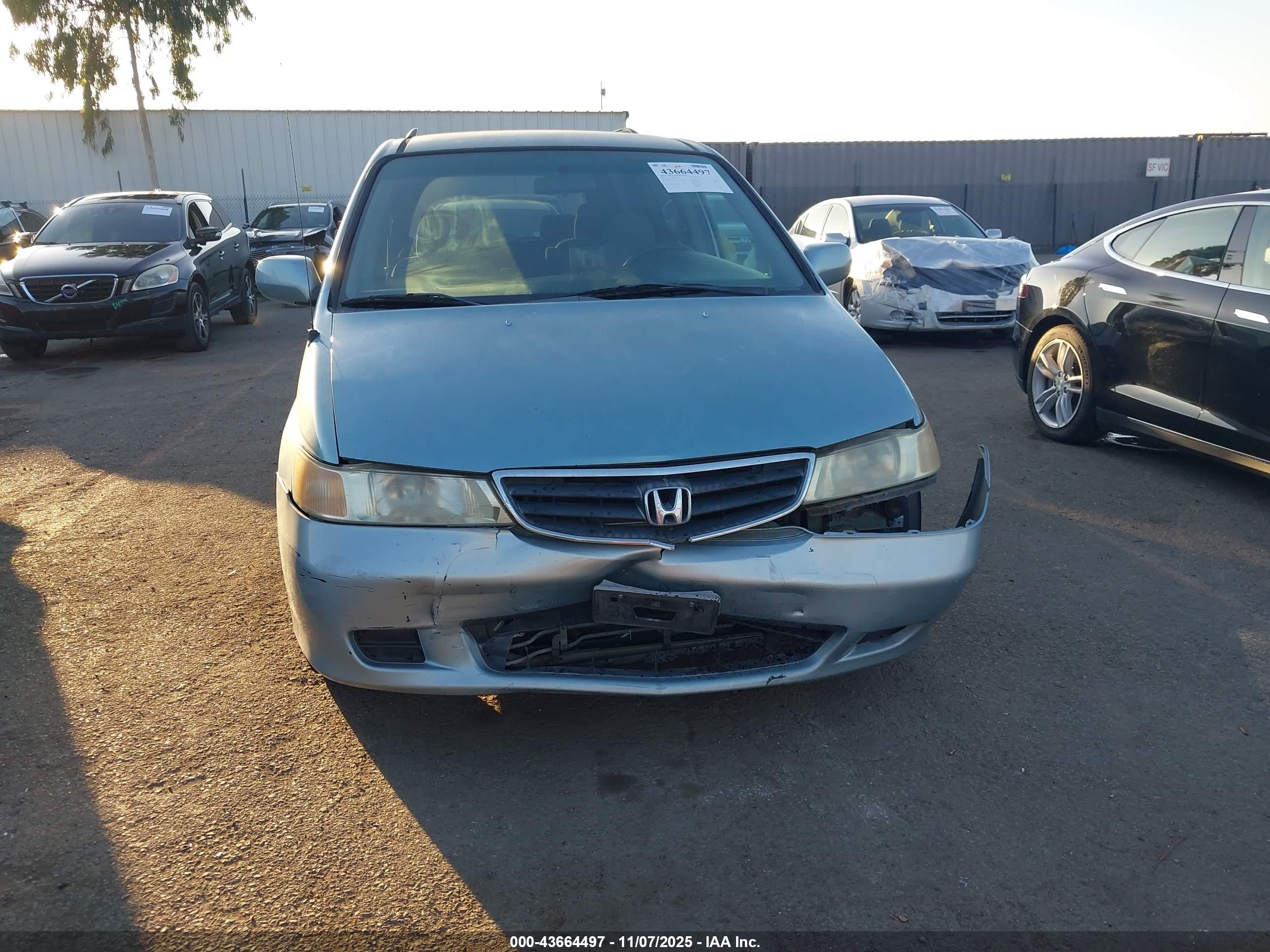 2004 Honda Odyssey Ex Light Blue vin: 5FNRL18674B067019