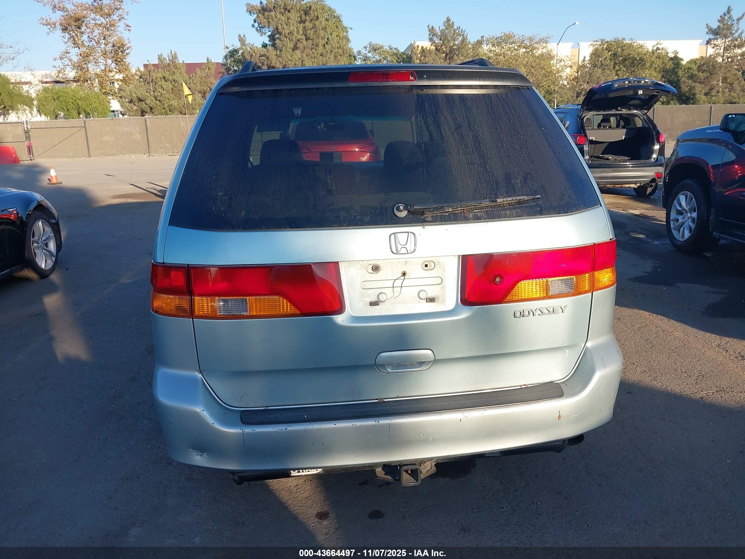 2004 Honda Odyssey Ex Light Blue vin: 5FNRL18674B067019