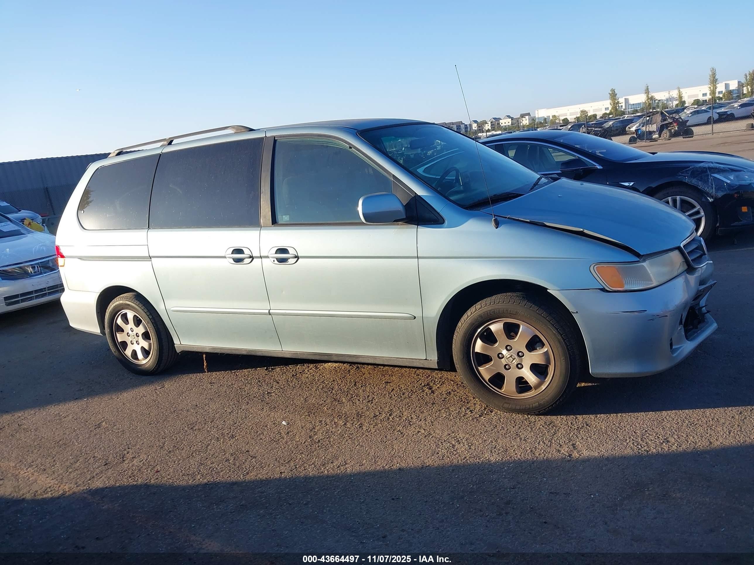 2004 Honda Odyssey Ex Light Blue vin: 5FNRL18674B067019