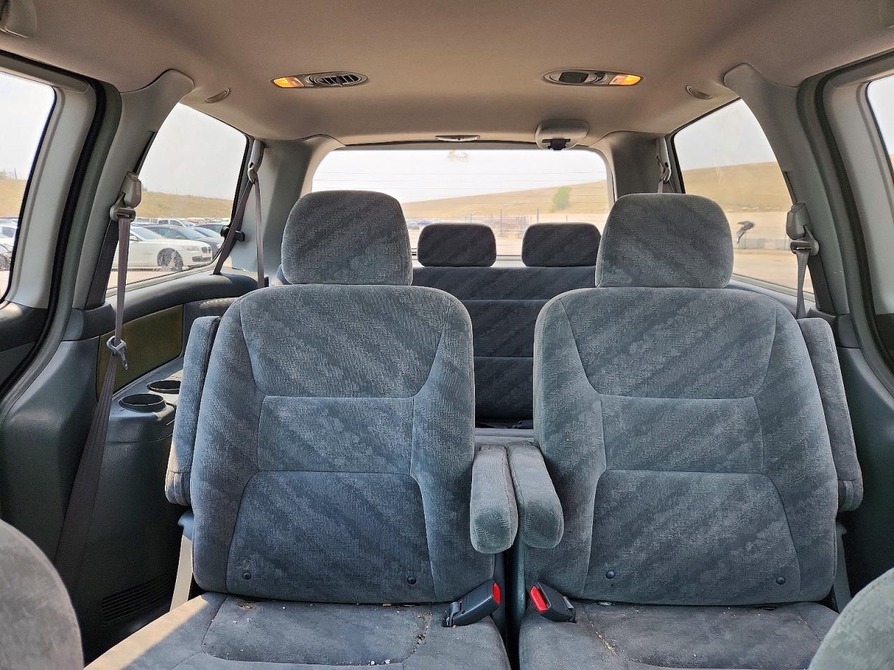 2002 Honda Odyssey Ex Gray vin: 5FNRL18682B023043