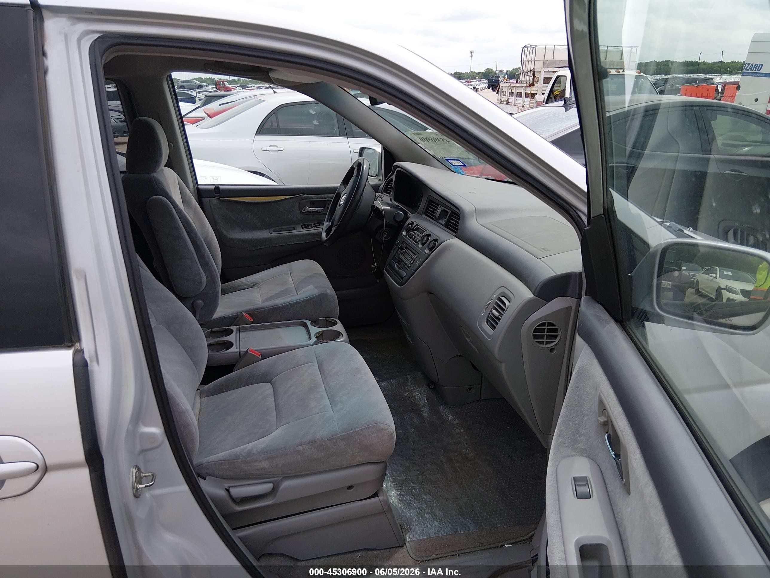 2003 Honda Odyssey Ex Silver vin: 5FNRL18683B086256
