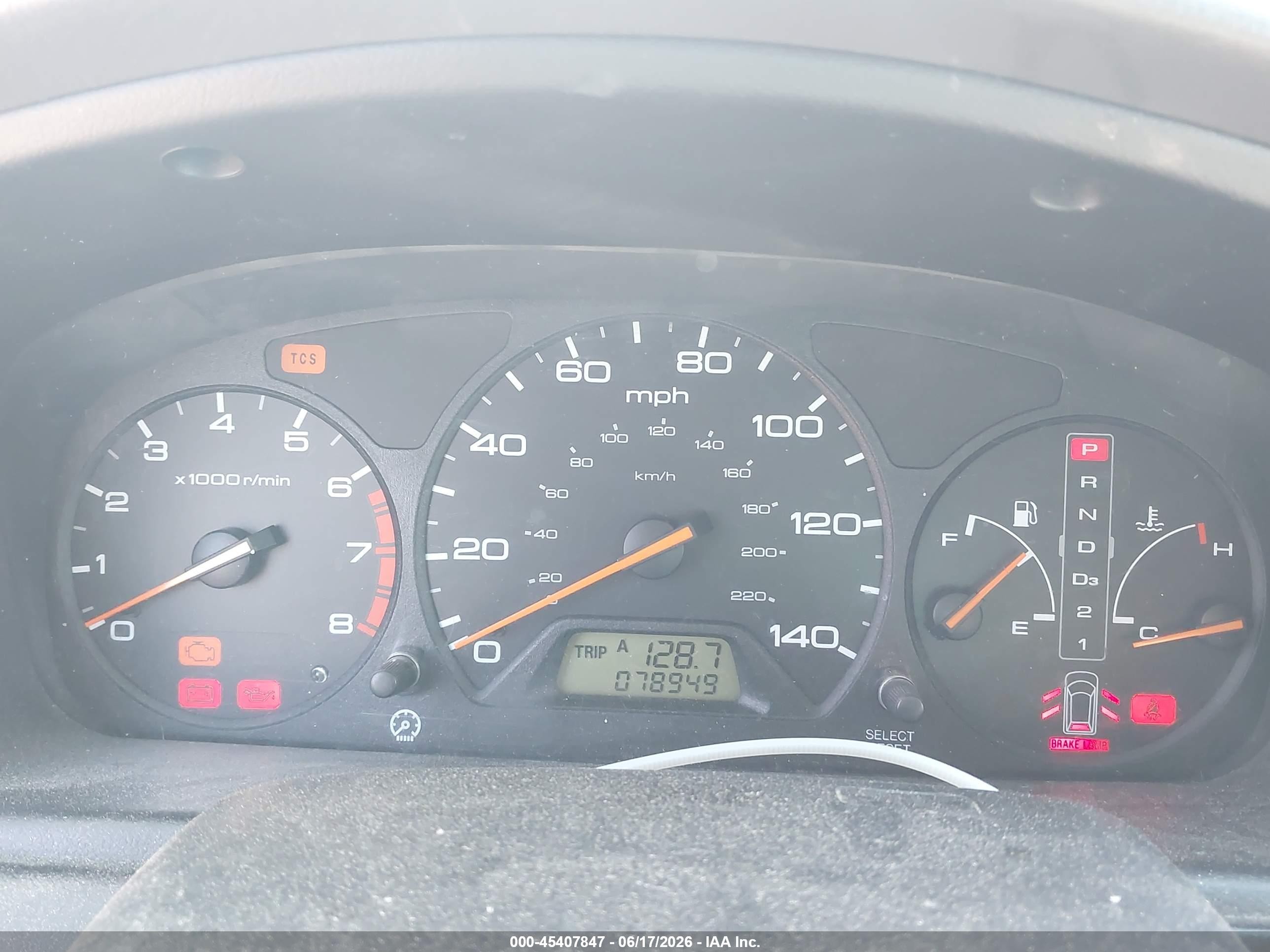 2004 Honda Odyssey Ex Silver vin: 5FNRL18684B034448