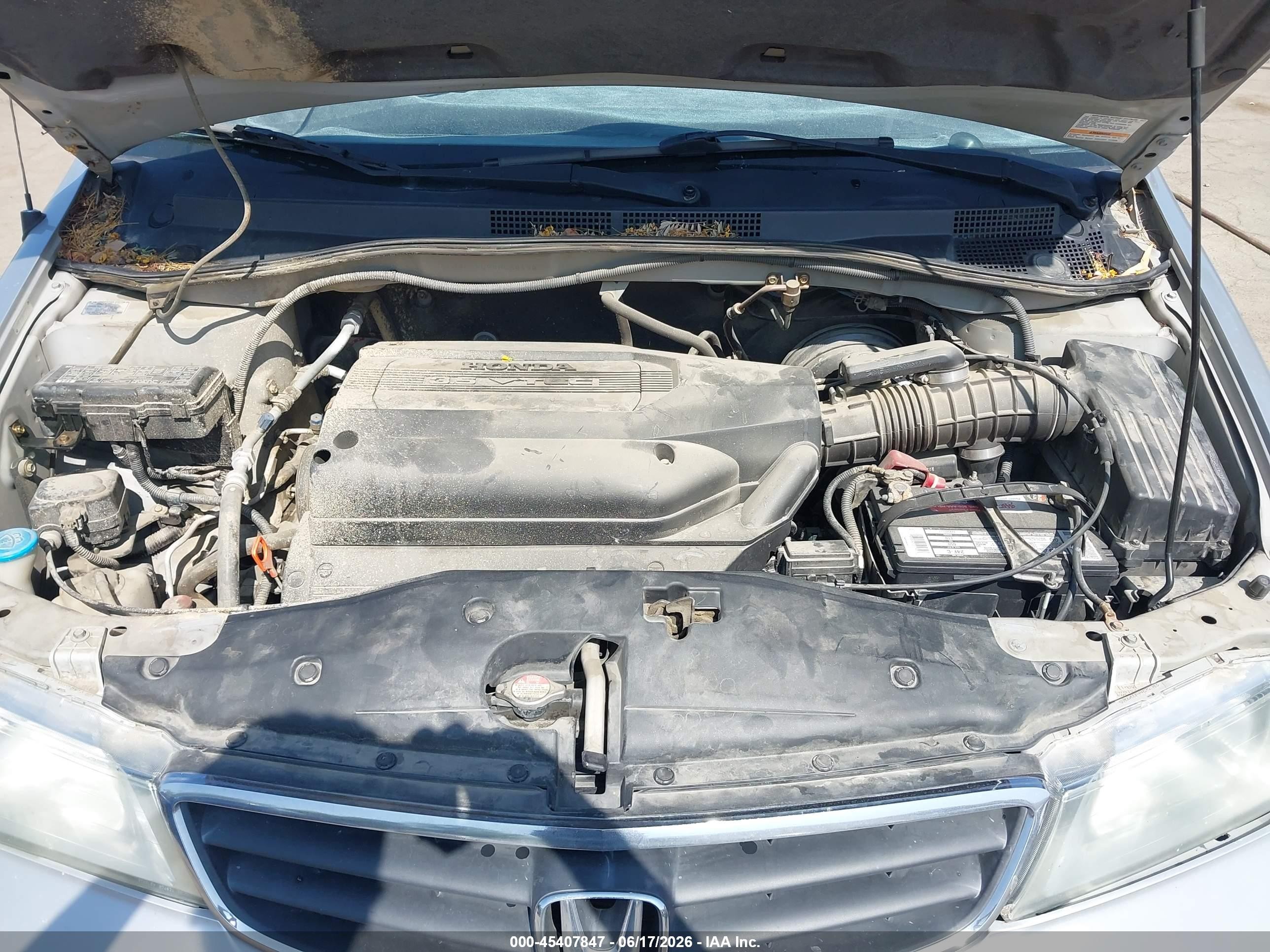 2004 Honda Odyssey Ex Silver vin: 5FNRL18684B034448
