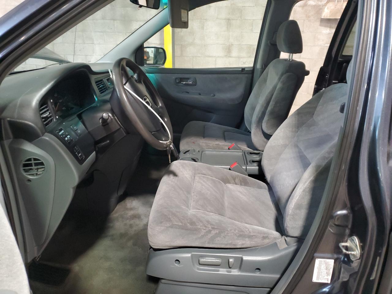 2004 Honda Odyssey Ex Gray vin: 5FNRL18684B120066
