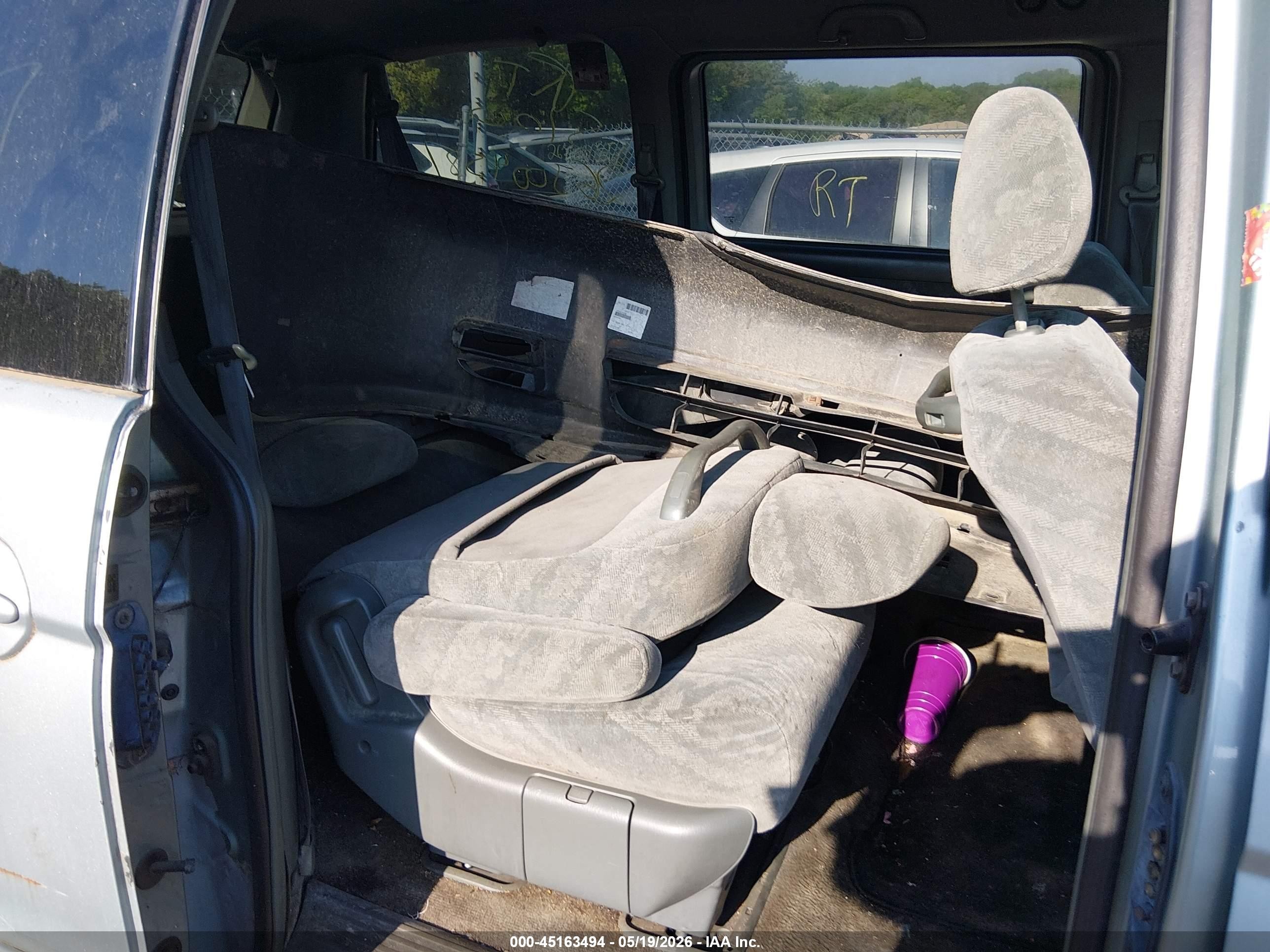 2004 Honda Odyssey Ex Blue vin: 5FNRL18694B073422