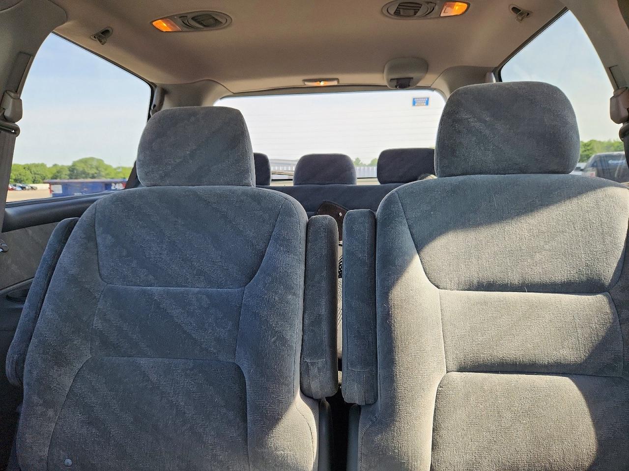 2002 Honda Odyssey Ex Gray vin: 5FNRL186X2B000802