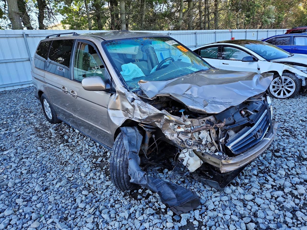 2004 Honda Odyssey Ex Silver vin: 5FNRL186X4B037402