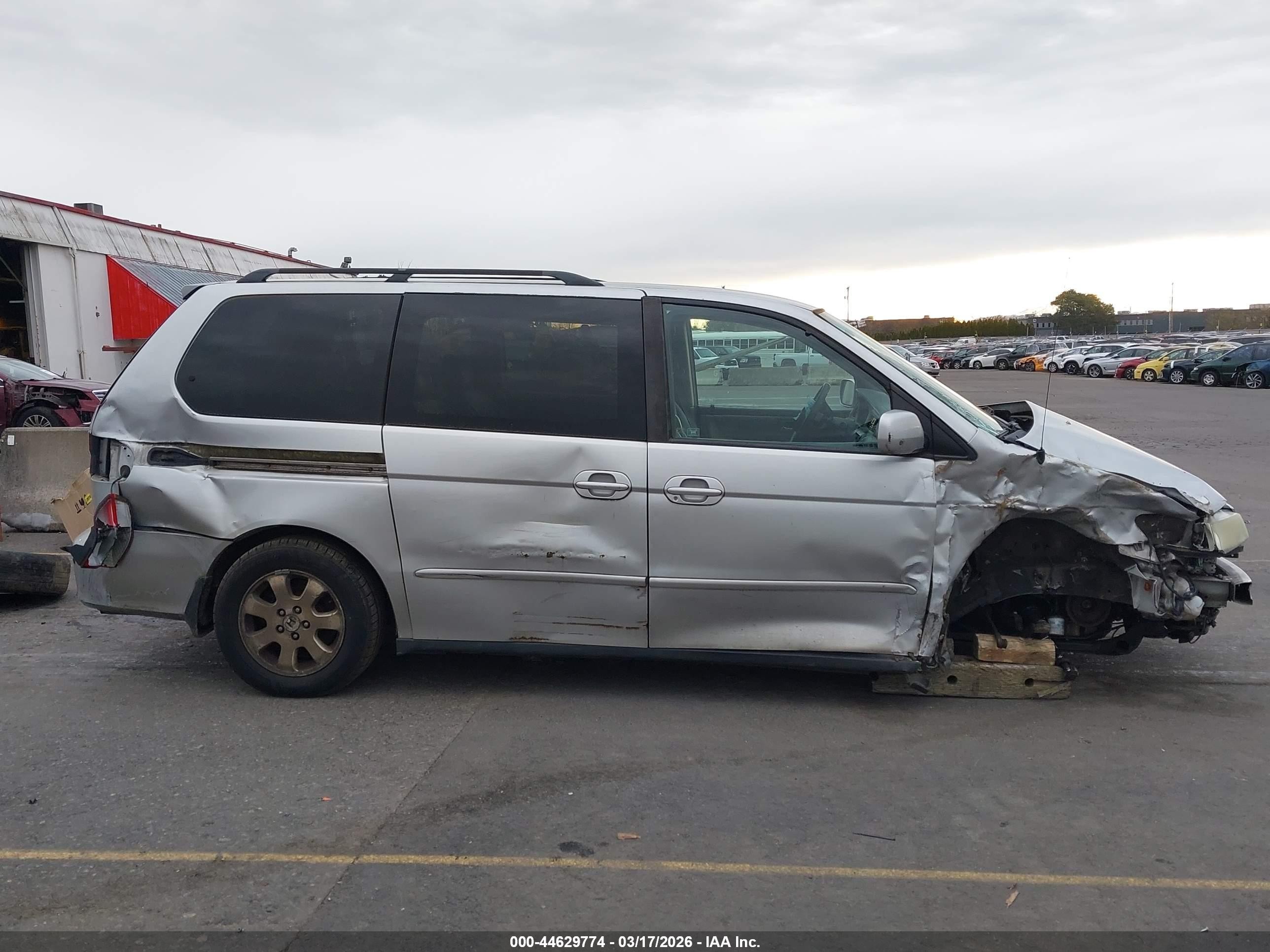 2003 Honda Odyssey Ex-l Silver vin: 5FNRL18703B108663
