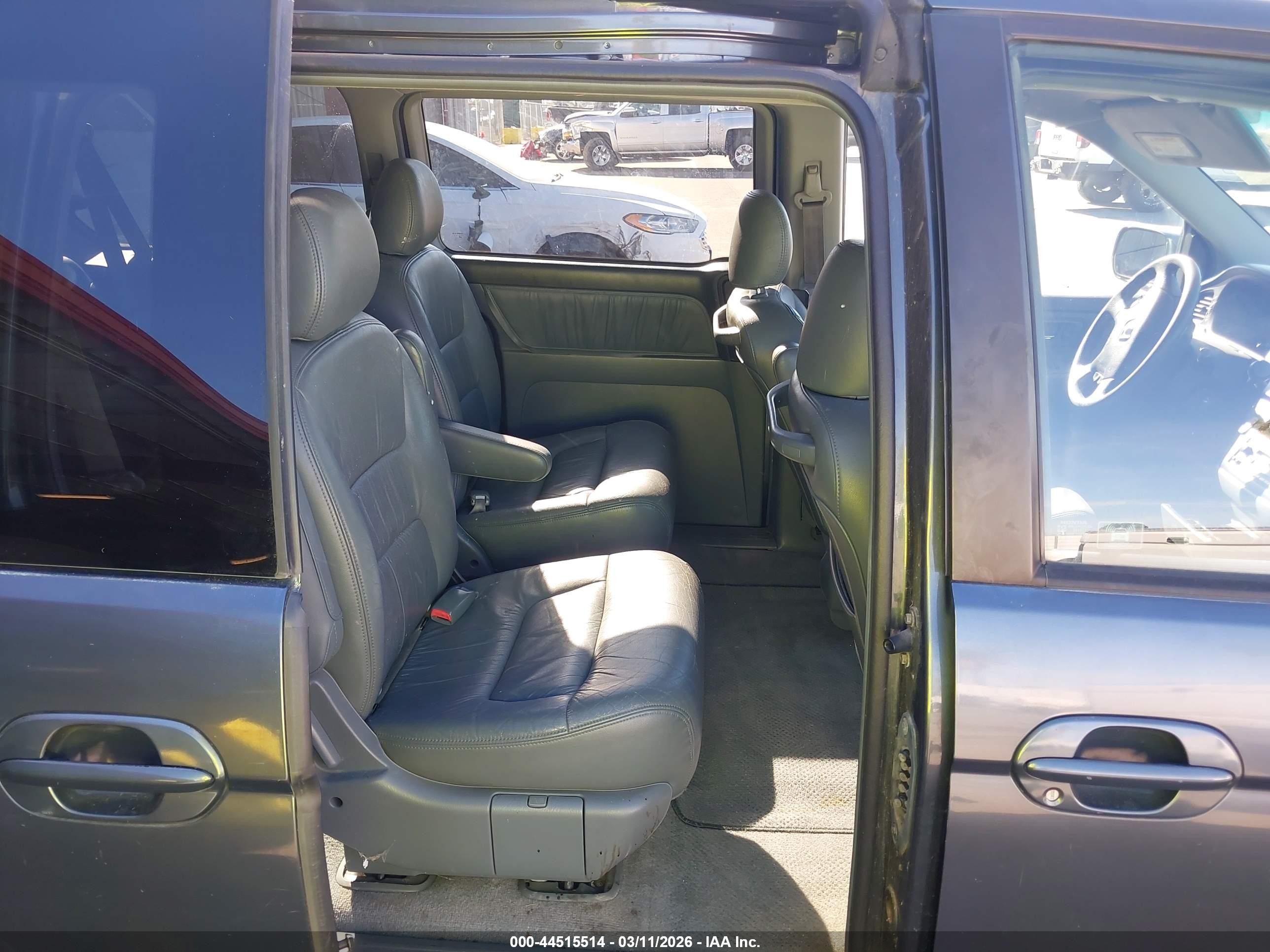 2004 Honda Odyssey Ex-l Gray vin: 5FNRL18704B073317