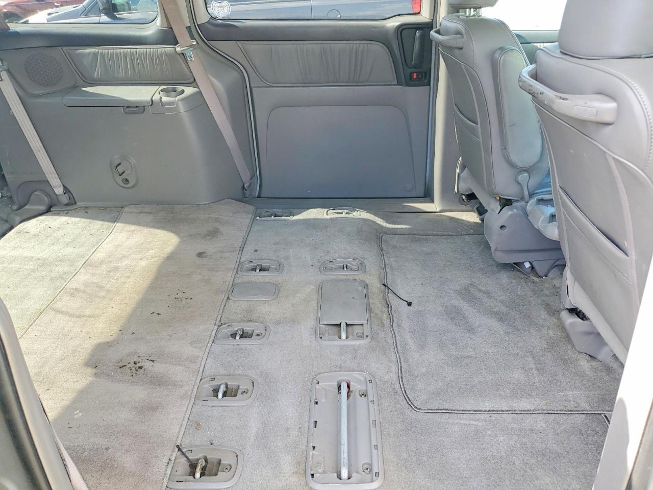 2003 Honda Odyssey Exl Silver vin: 5FNRL18723B144774