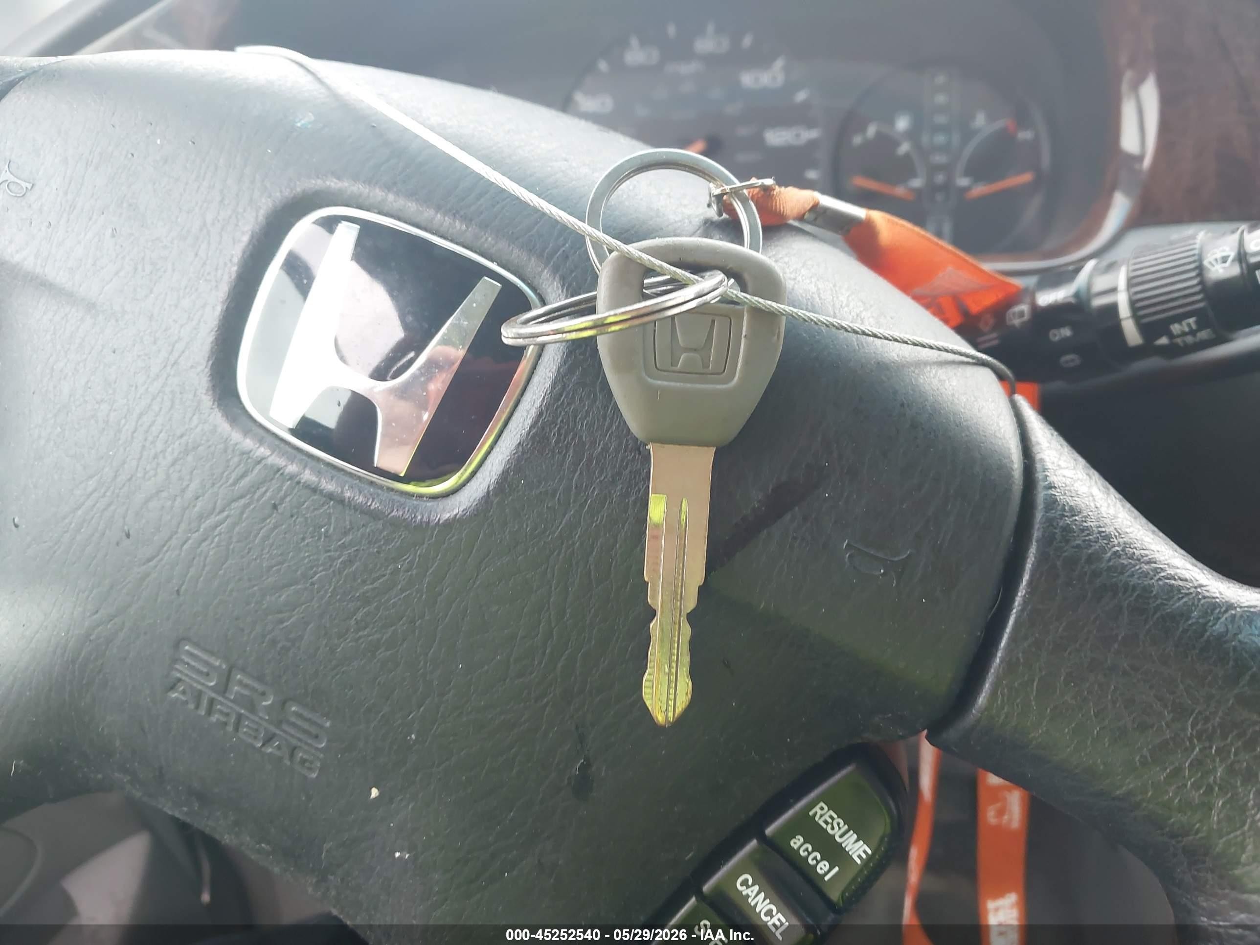 2002 Honda Odyssey Ex-l Серебряный vin: 5FNRL18772B050940