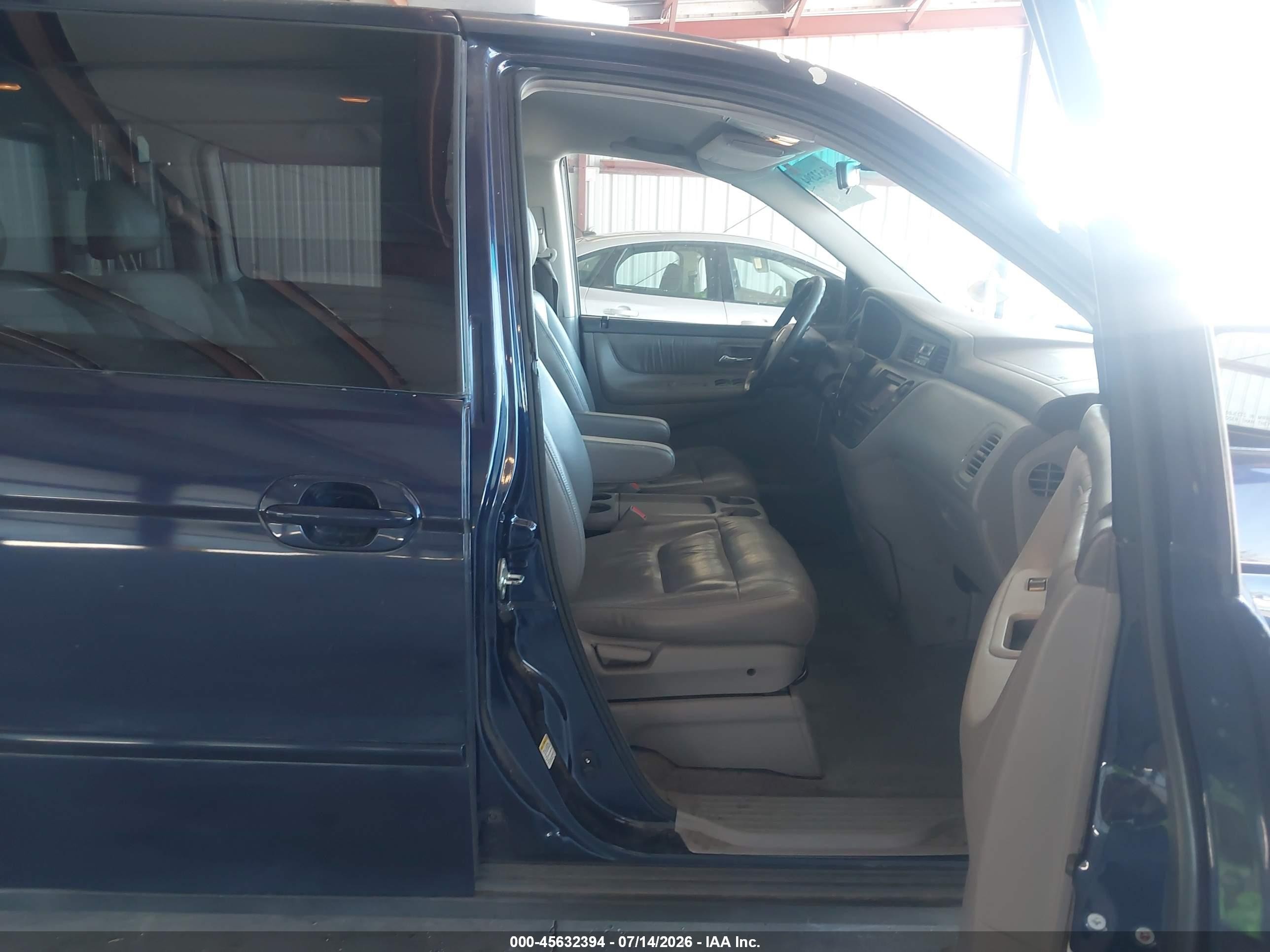 2004 Honda Odyssey Ex-l Blue vin: 5FNRL187X4B139159